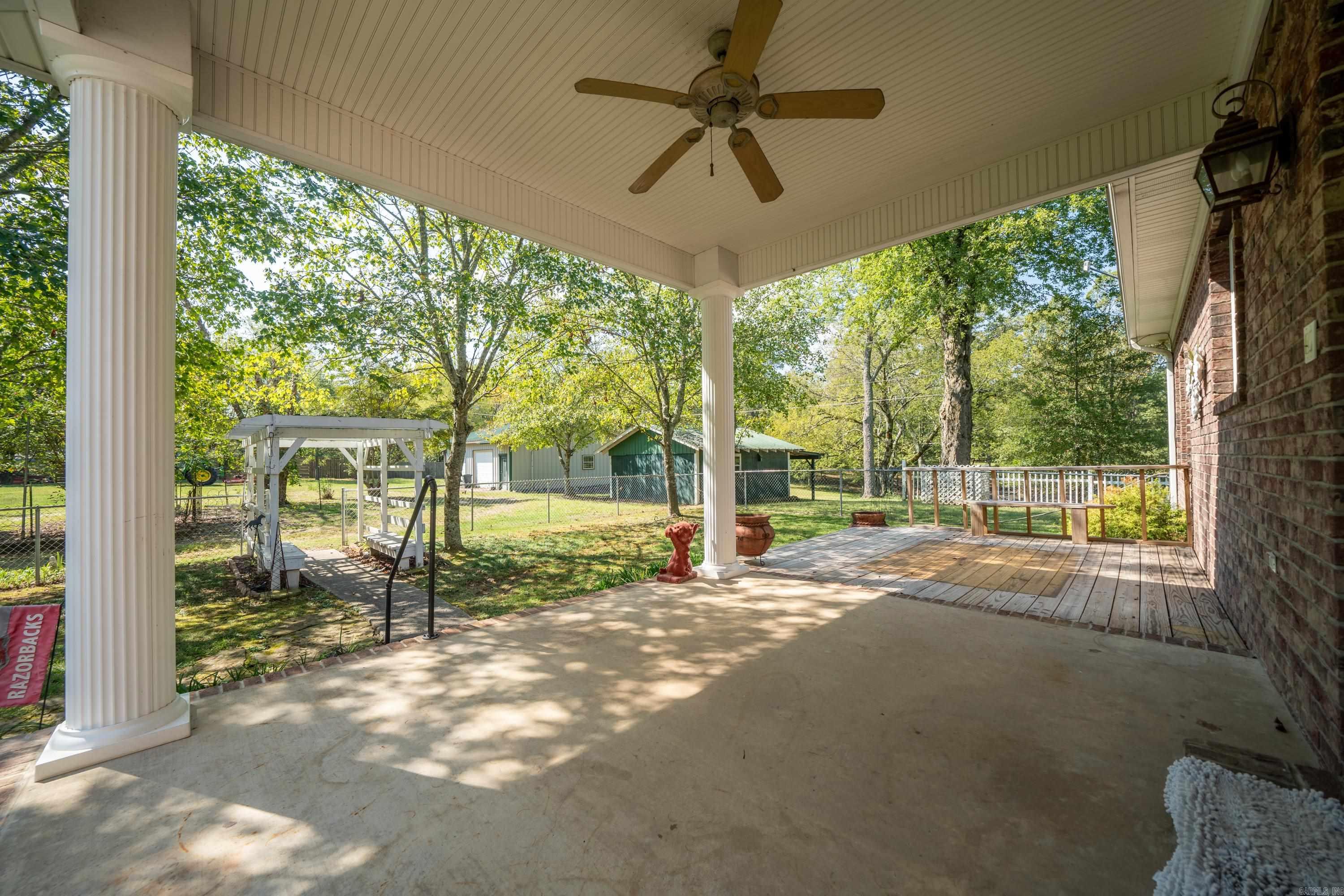 495 Amity Road Property Photo 31