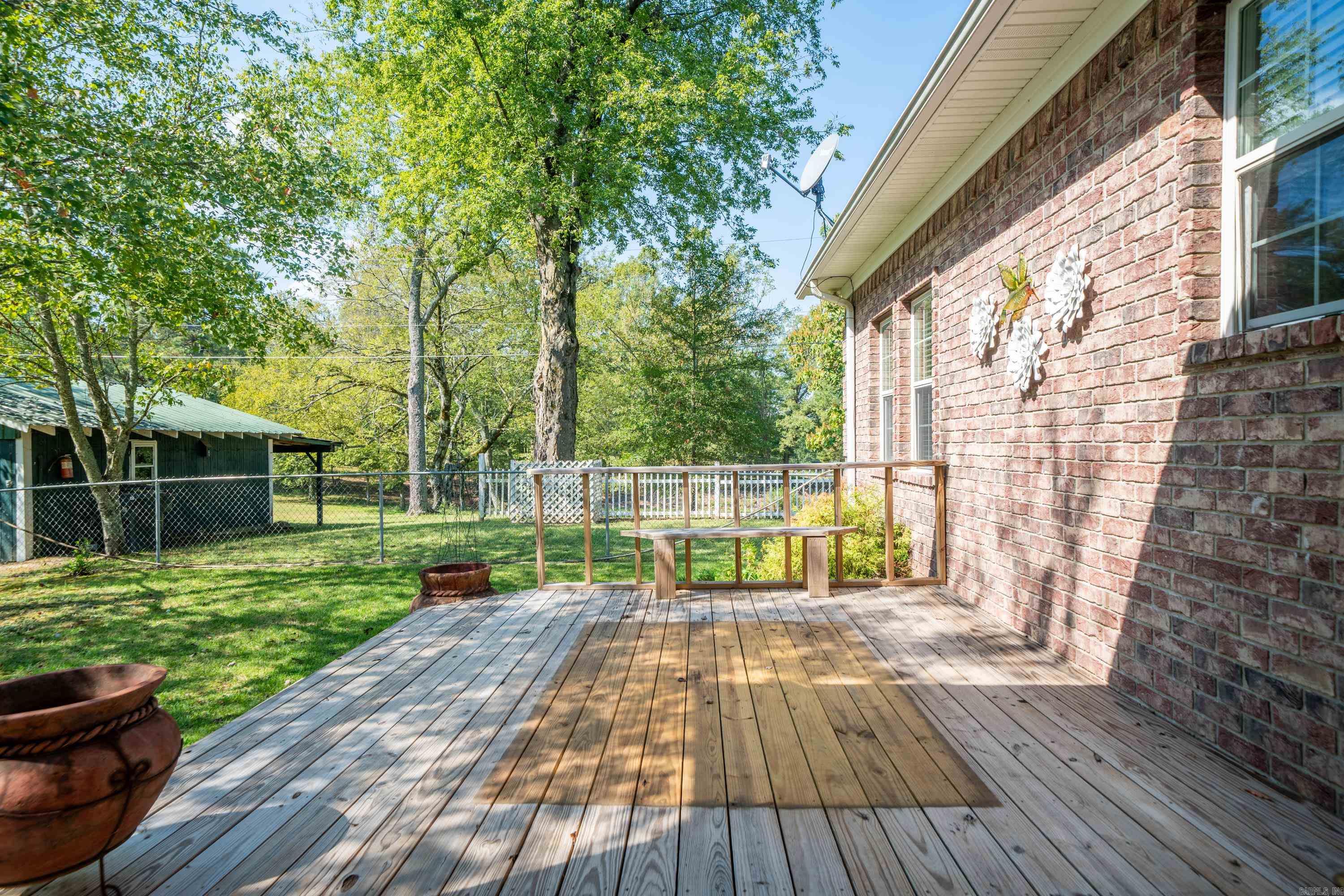 495 Amity Road Property Photo 32
