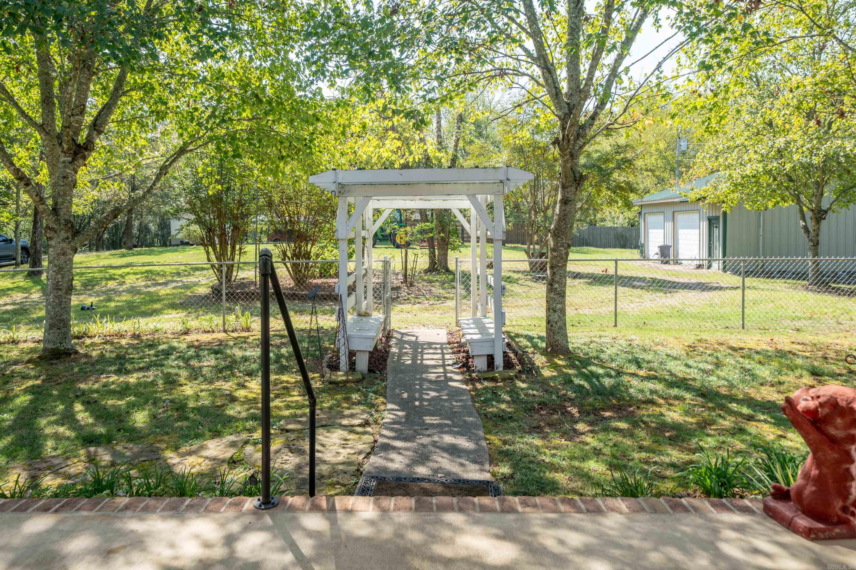 495 Amity Road Property Photo 33