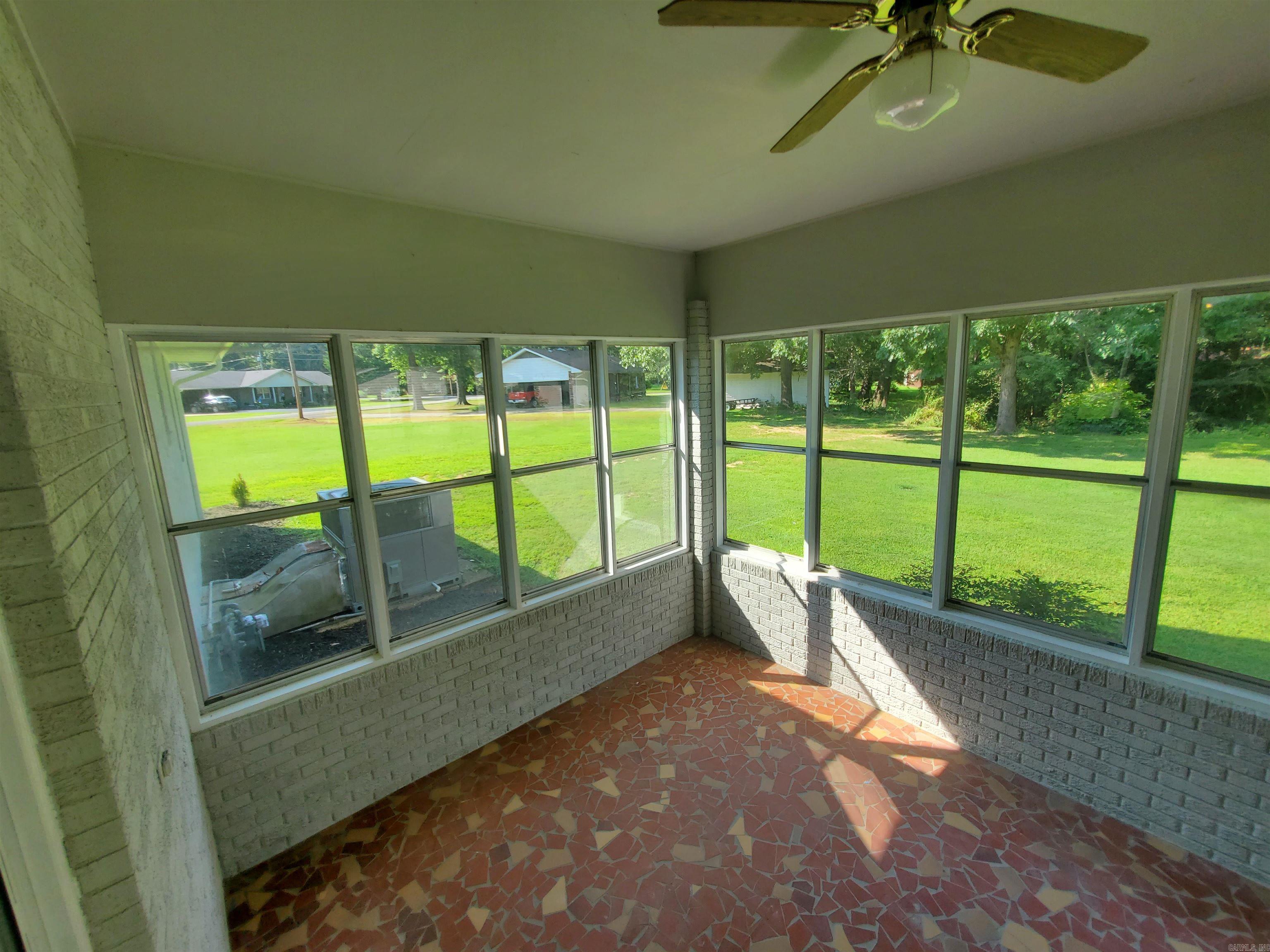 1017 Homecrest Drive Property Photo 23