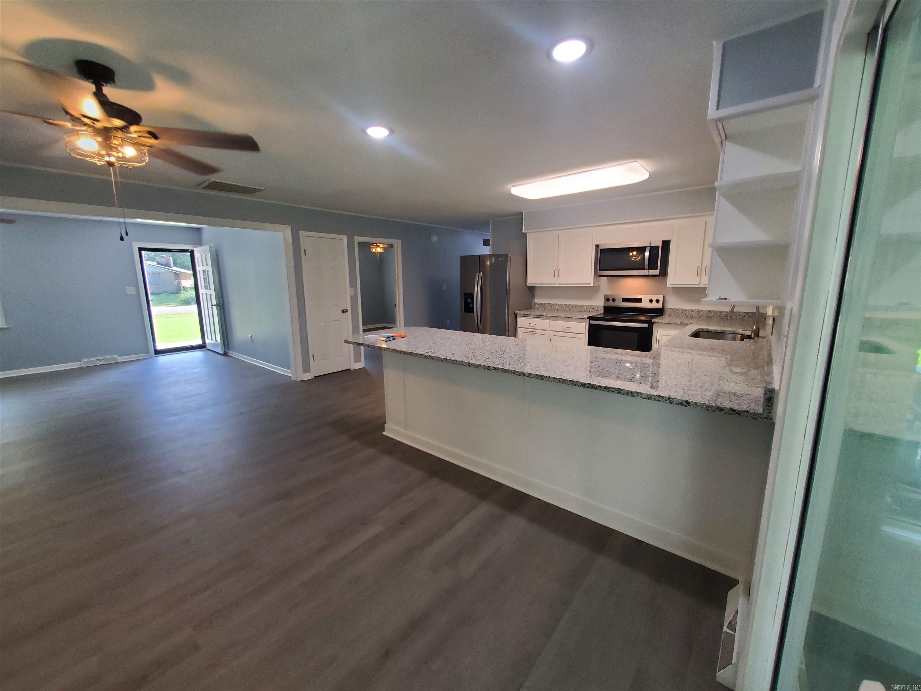1017 Homecrest Drive Property Photo 28
