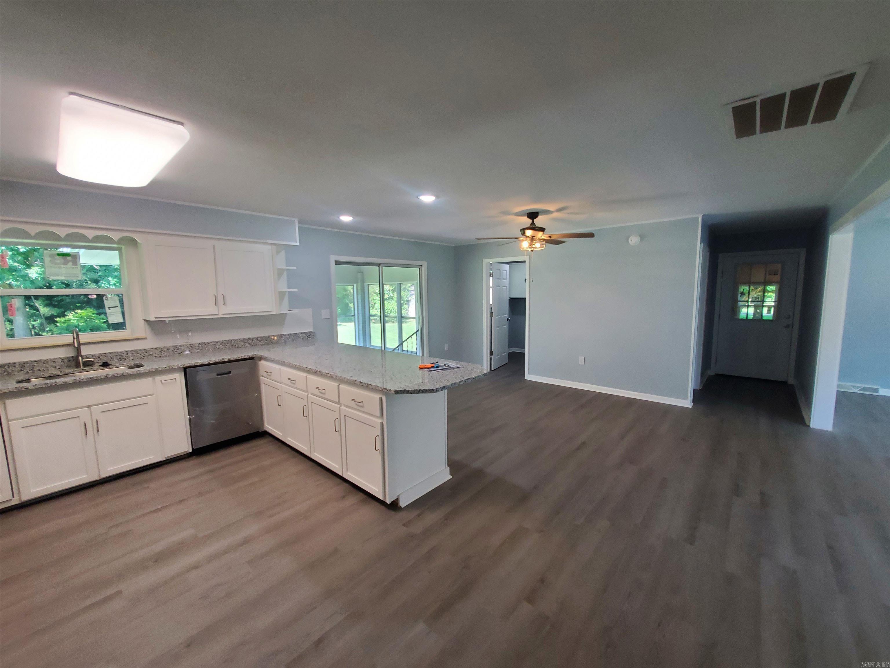 1017 Homecrest Drive Property Photo 32