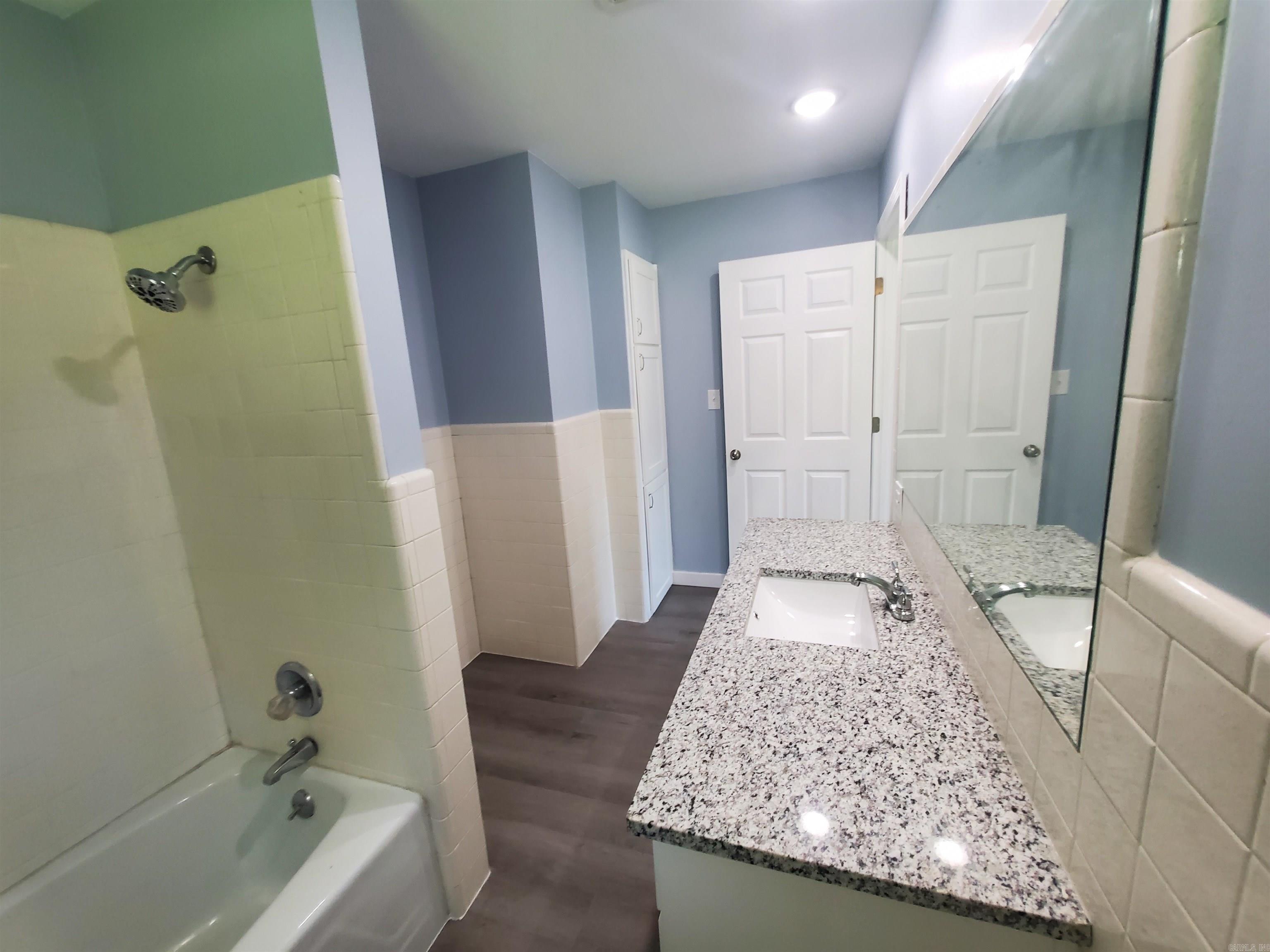 1017 Homecrest Drive Property Photo 48