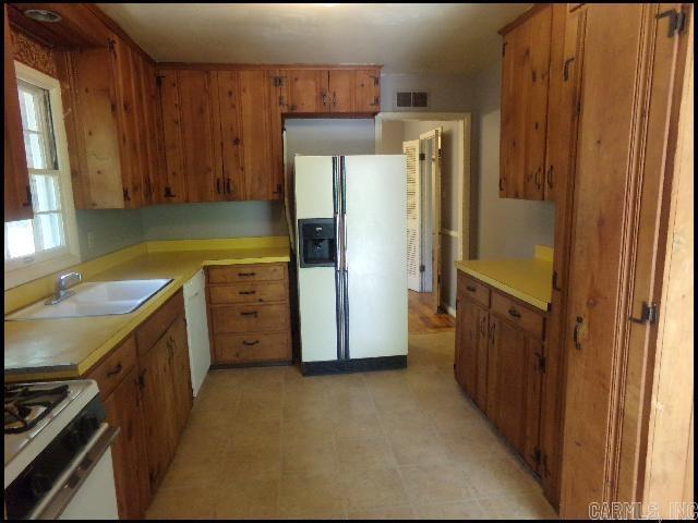 7518 F Street Property Photo 8