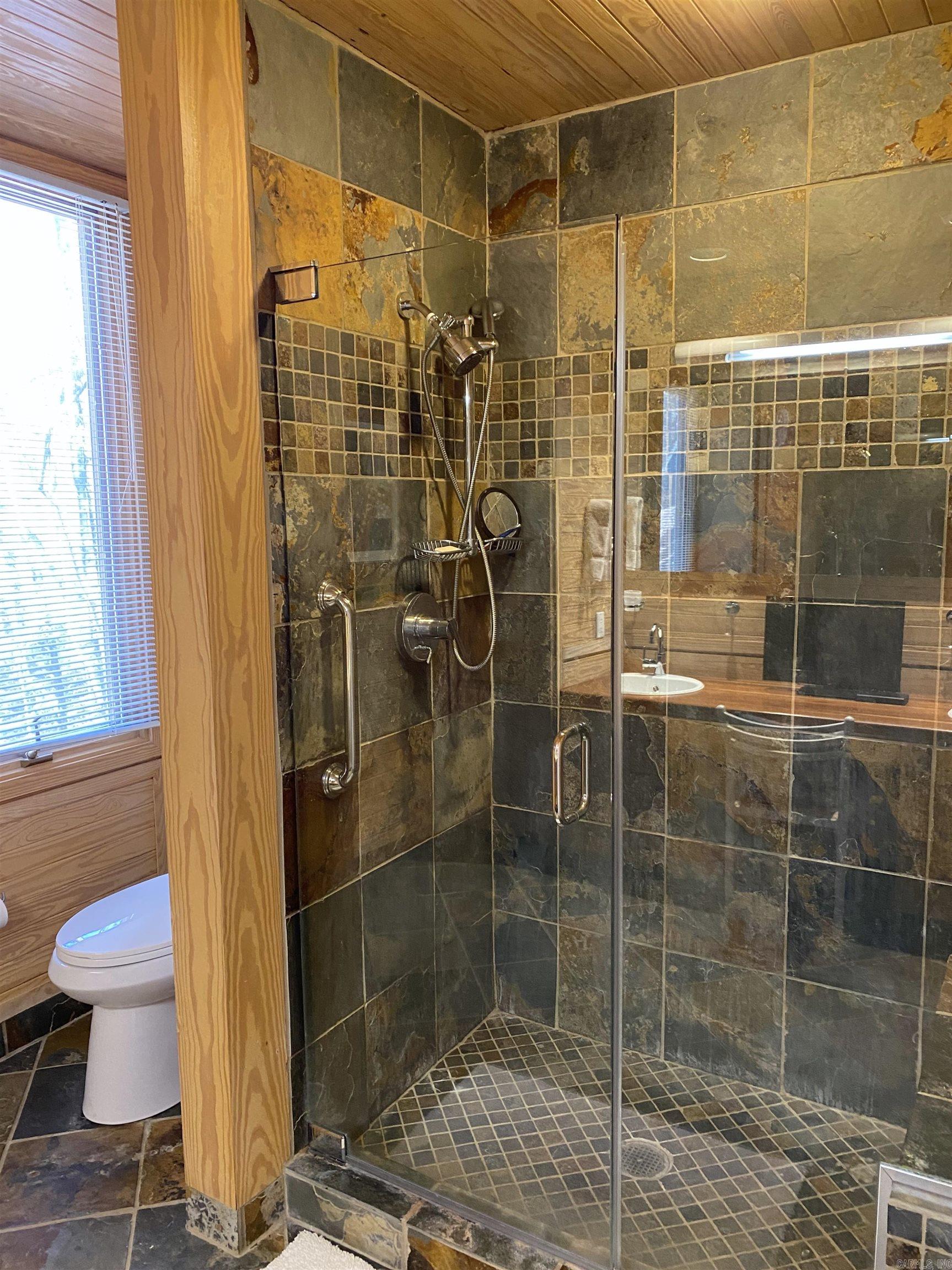 19 Southridge Drive Property Photo 27