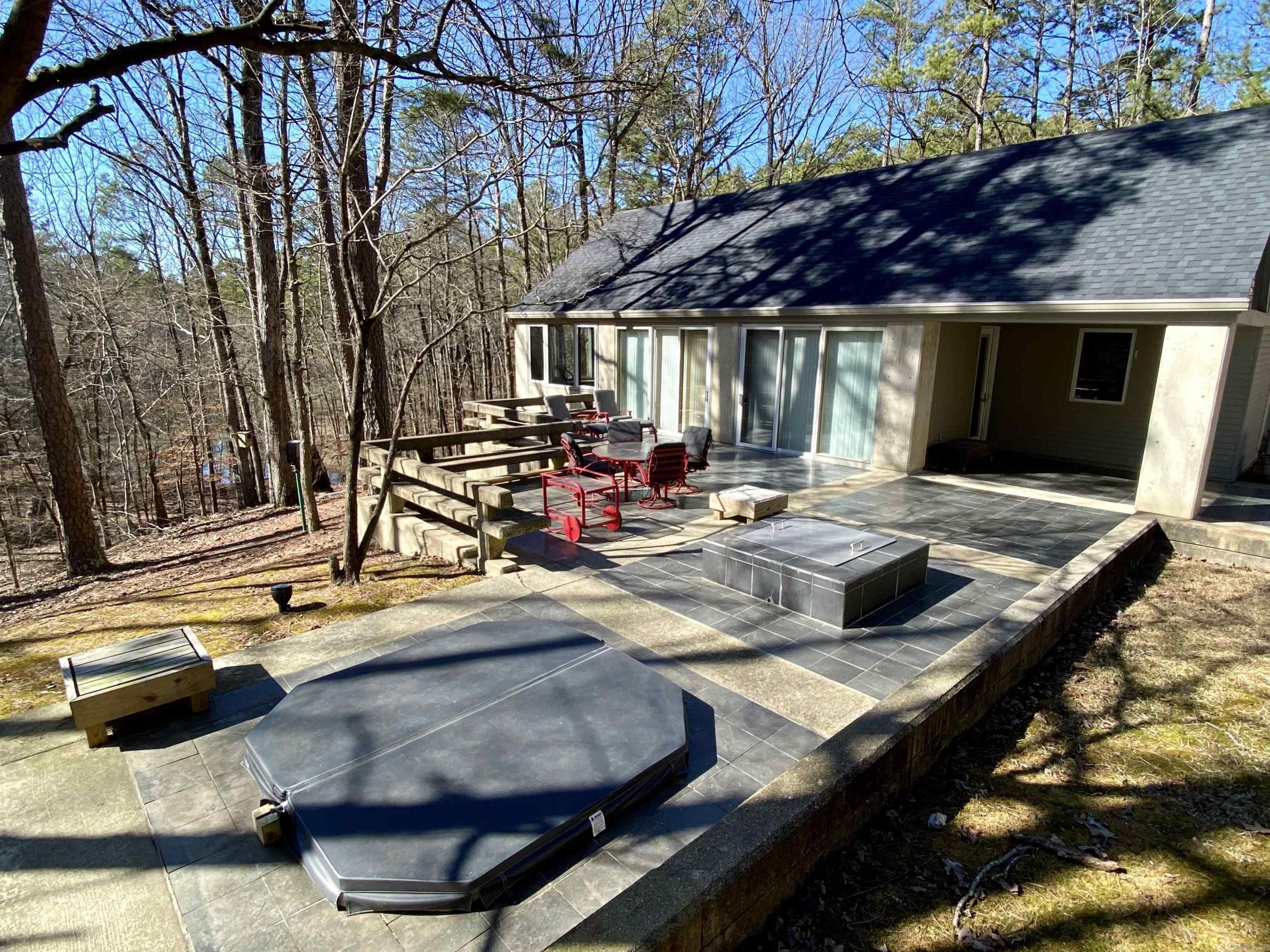 19 Southridge Drive Property Photo 32