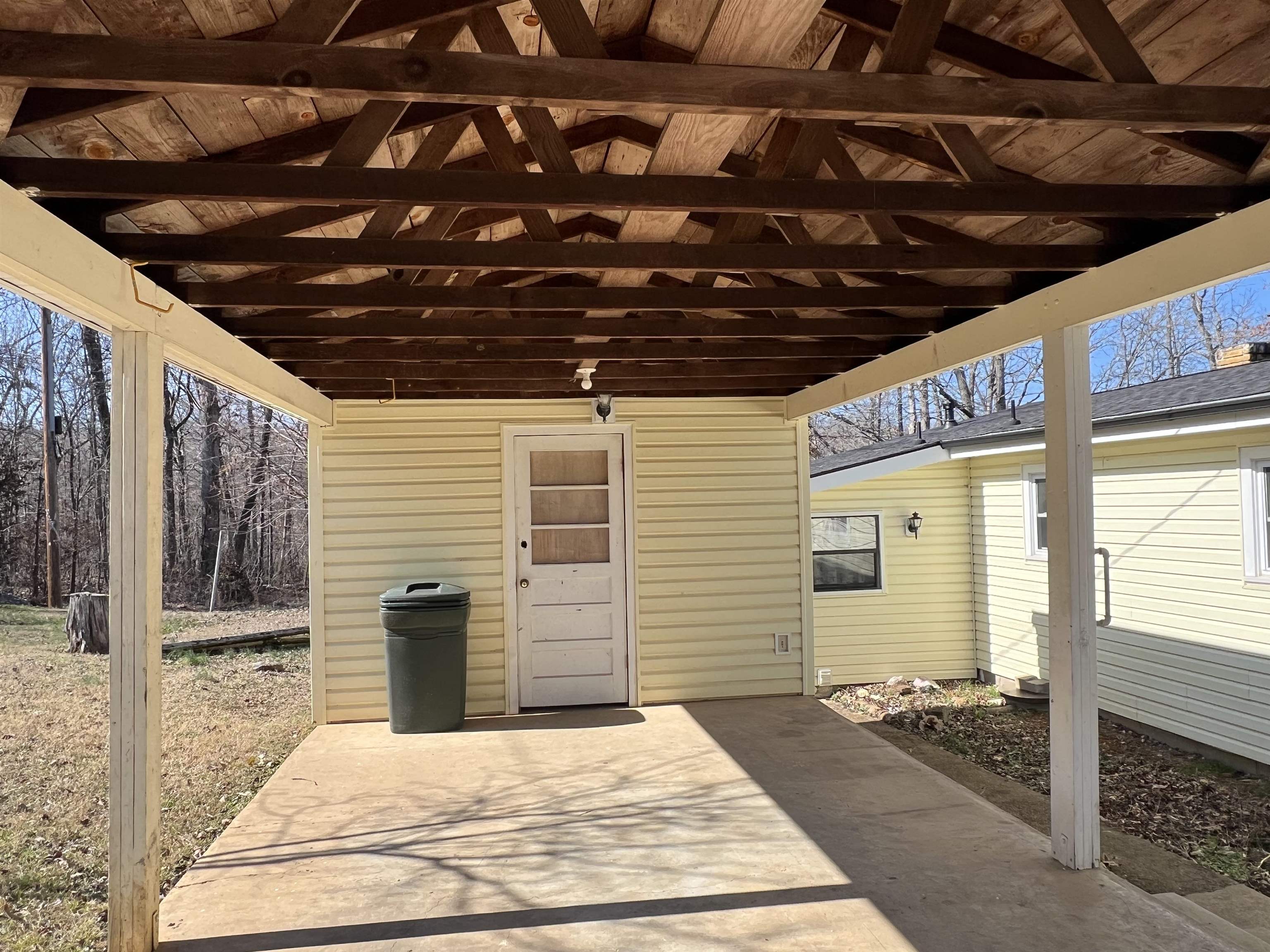 146 Vagabond Rd Property Photo 6
