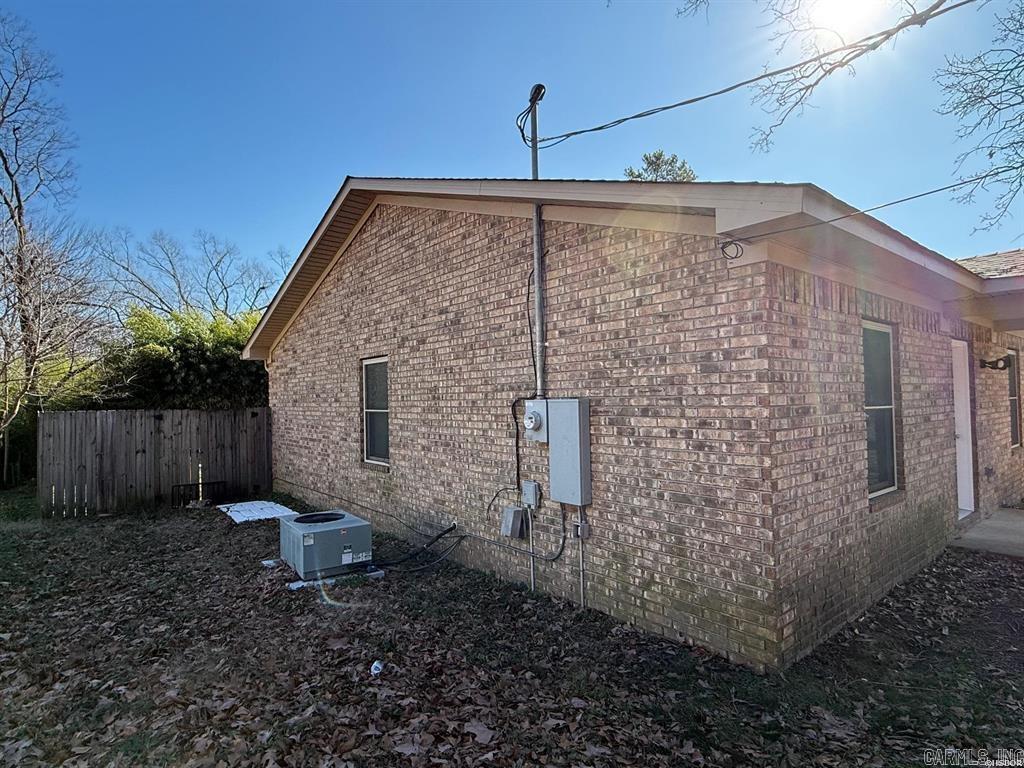 212 Jeffries Street Property Photo 3