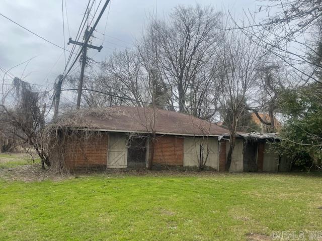 915 Pecan Street Property Photo 3