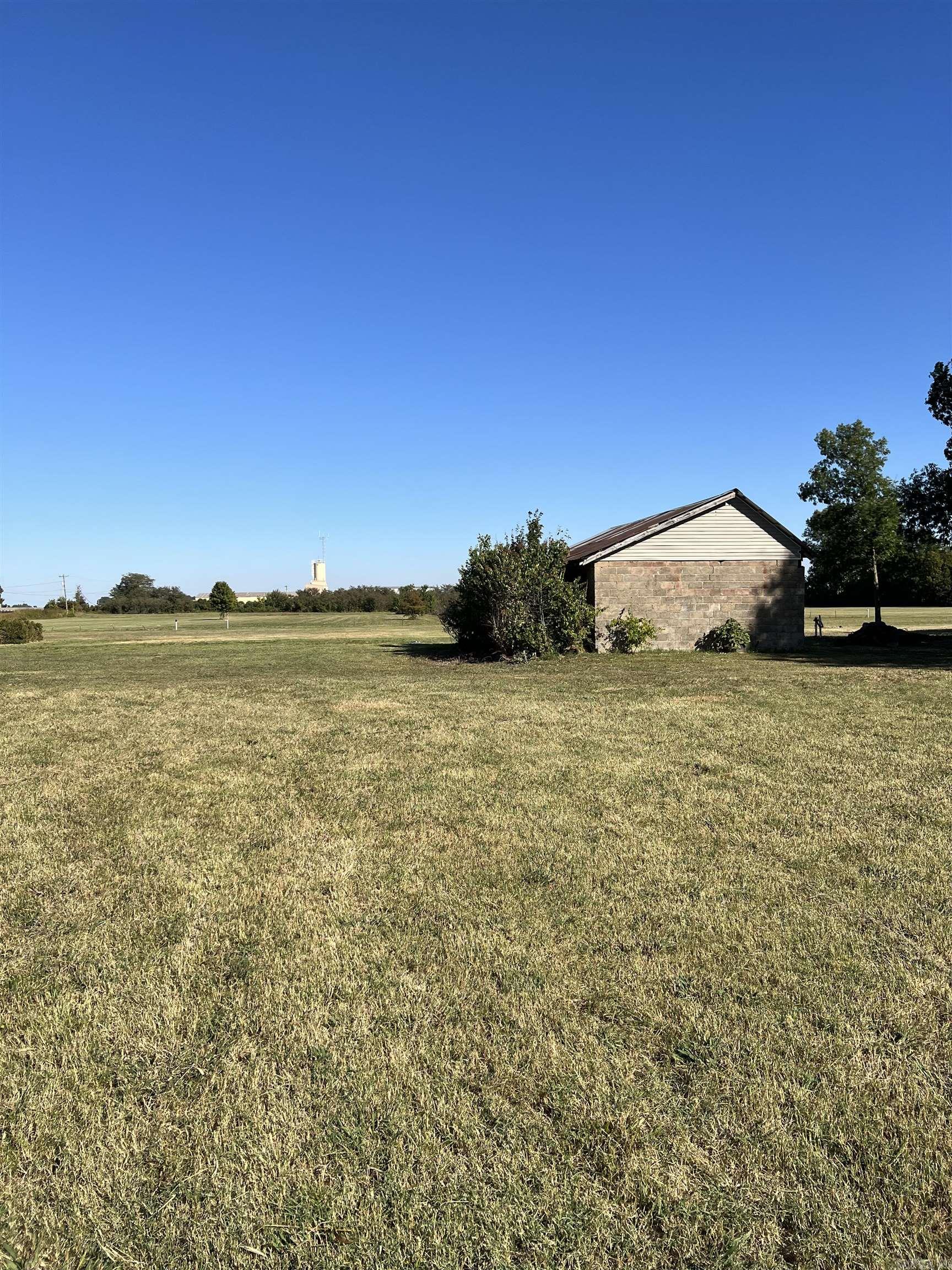 1577 E Main St Property Photo 24