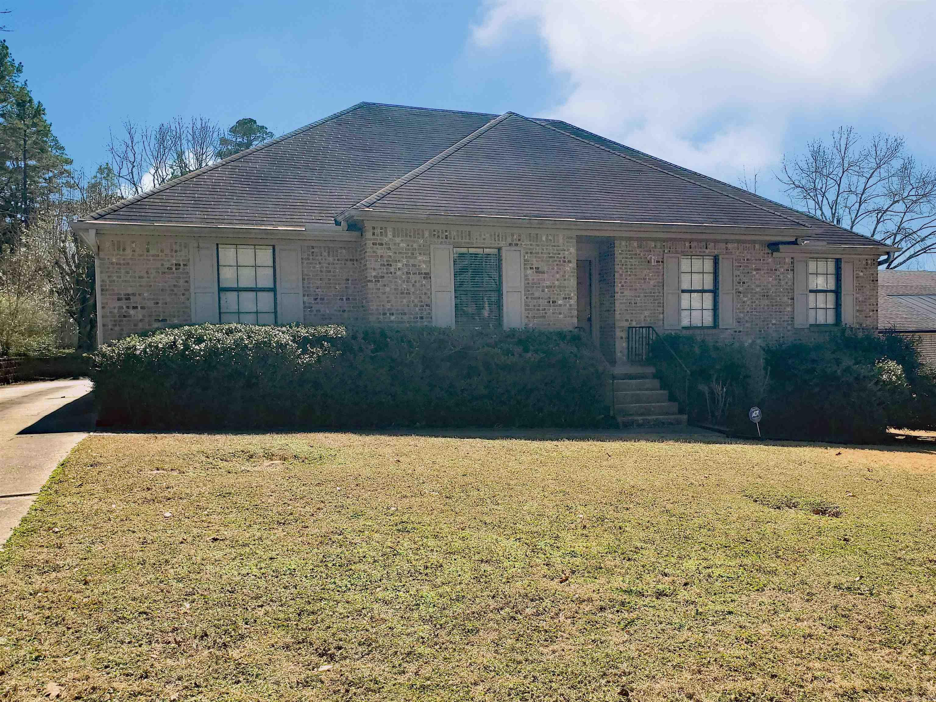 Evergreen Place Real Estate Listings Main Image