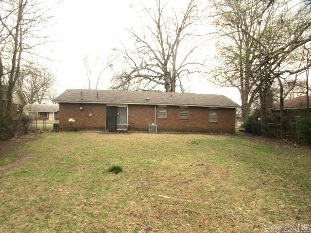 2713 Claremont Avenue Property Photo 4