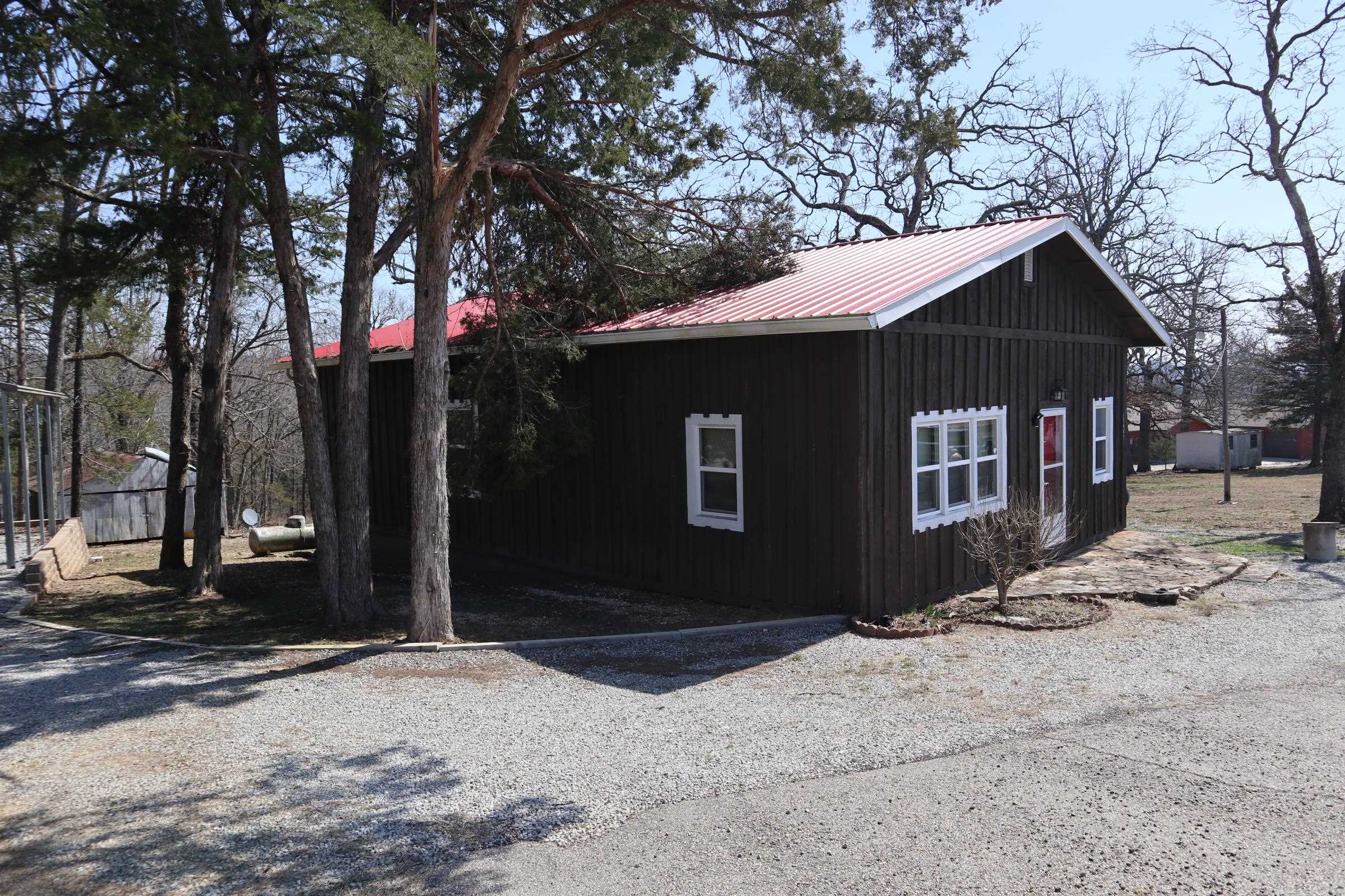 10447 Hwy 62 E Property Photo 1