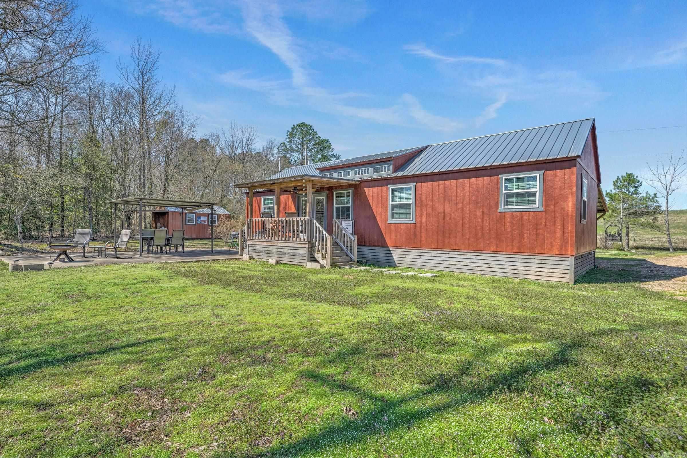539 Clinton Crossing Property Photo 5