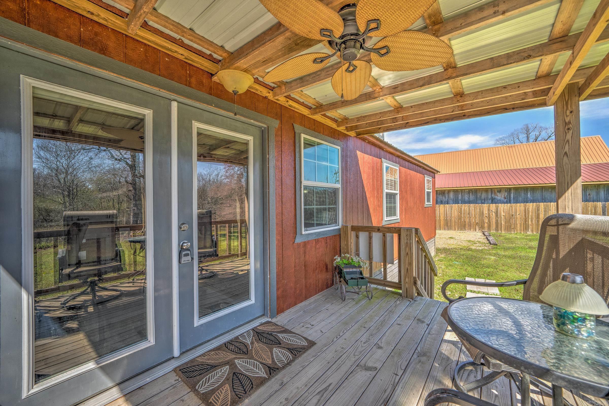 539 Clinton Crossing Property Photo 8
