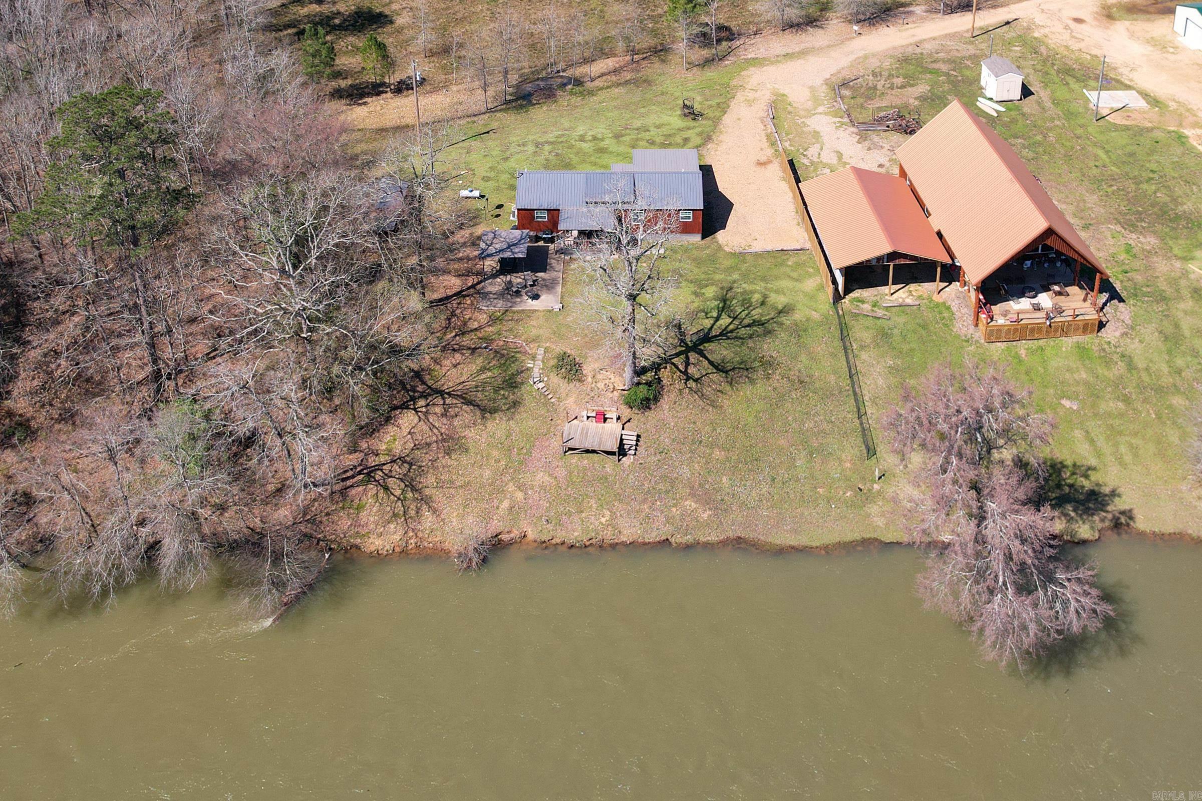 539 Clinton Crossing Property Photo 11