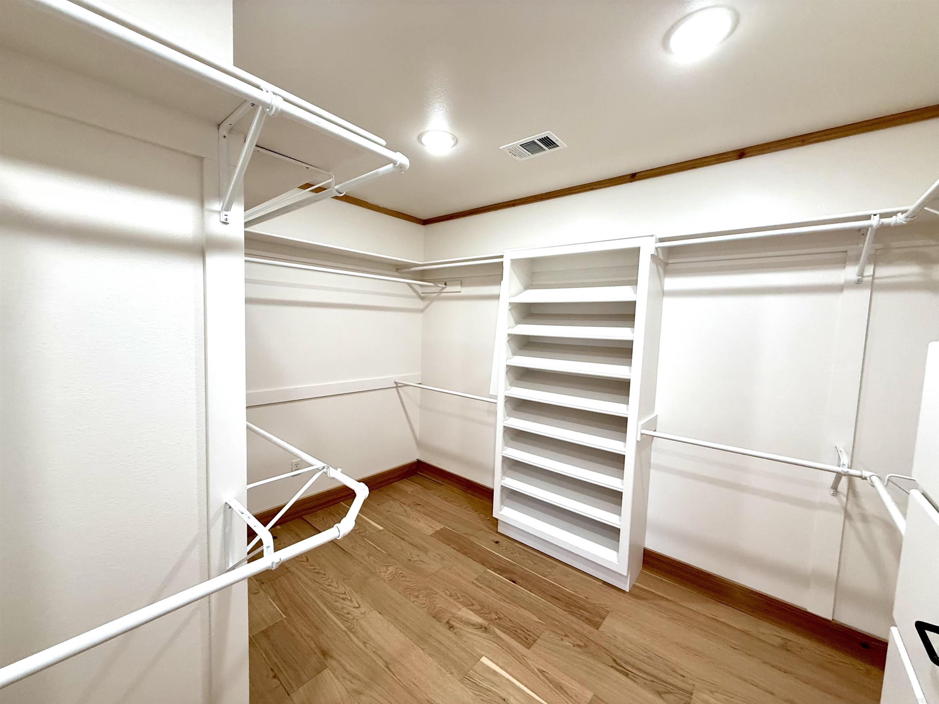 119 E River Drive Property Photo 22