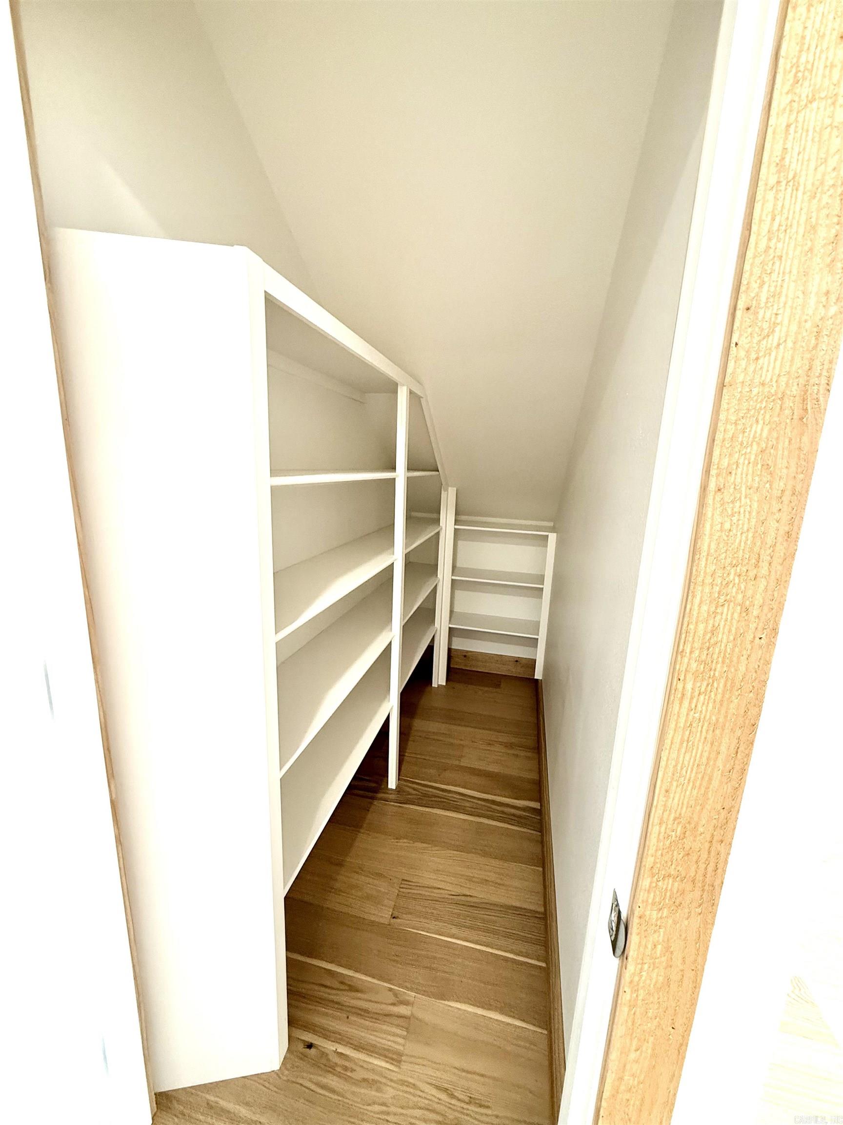 119 E River Drive Property Photo 30