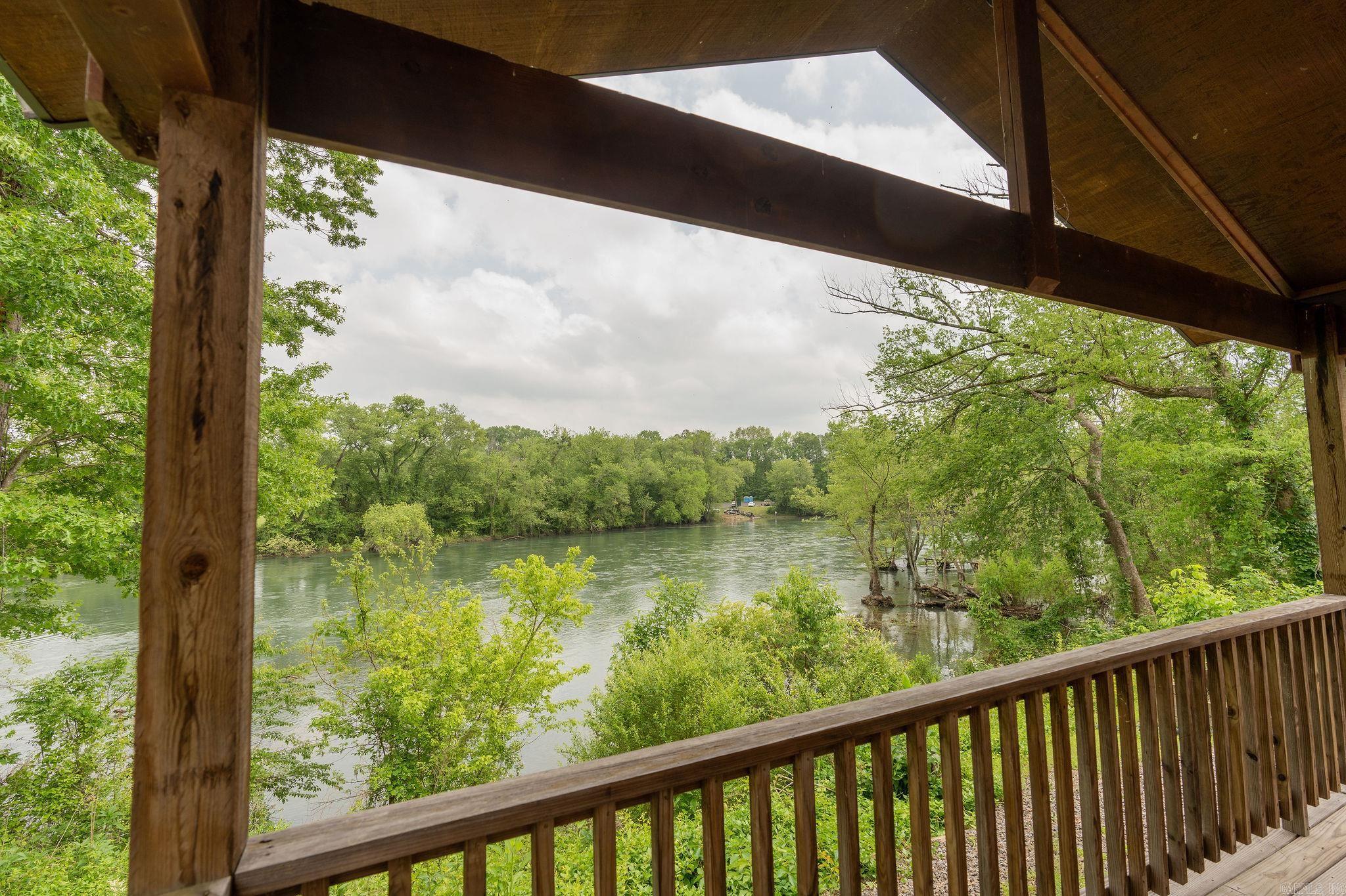 3e Swinging Bridge Drive Property Photo 3