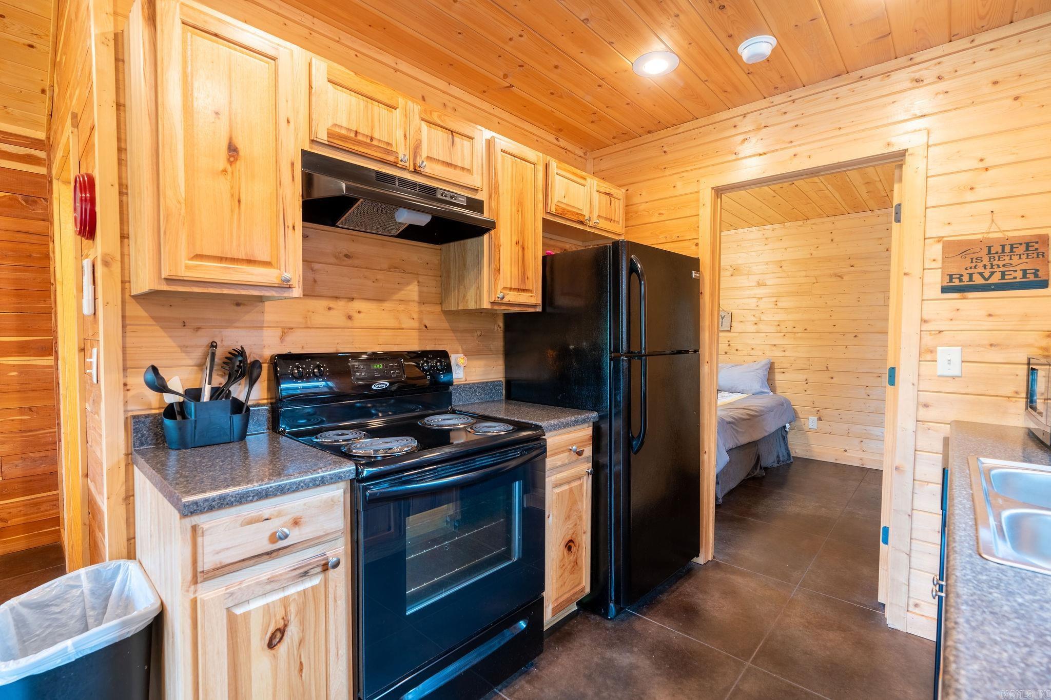 3e Swinging Bridge Drive Property Photo 10