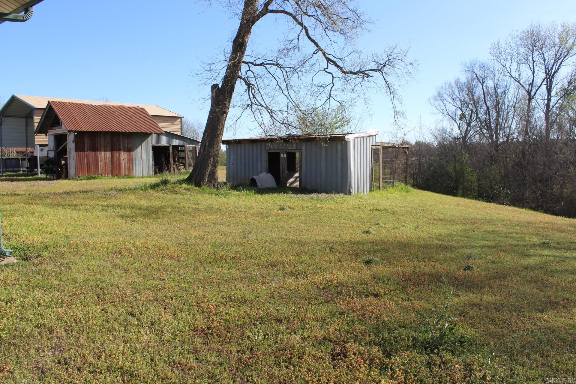 804 & 808 Old Center Point Road Property Photo 3