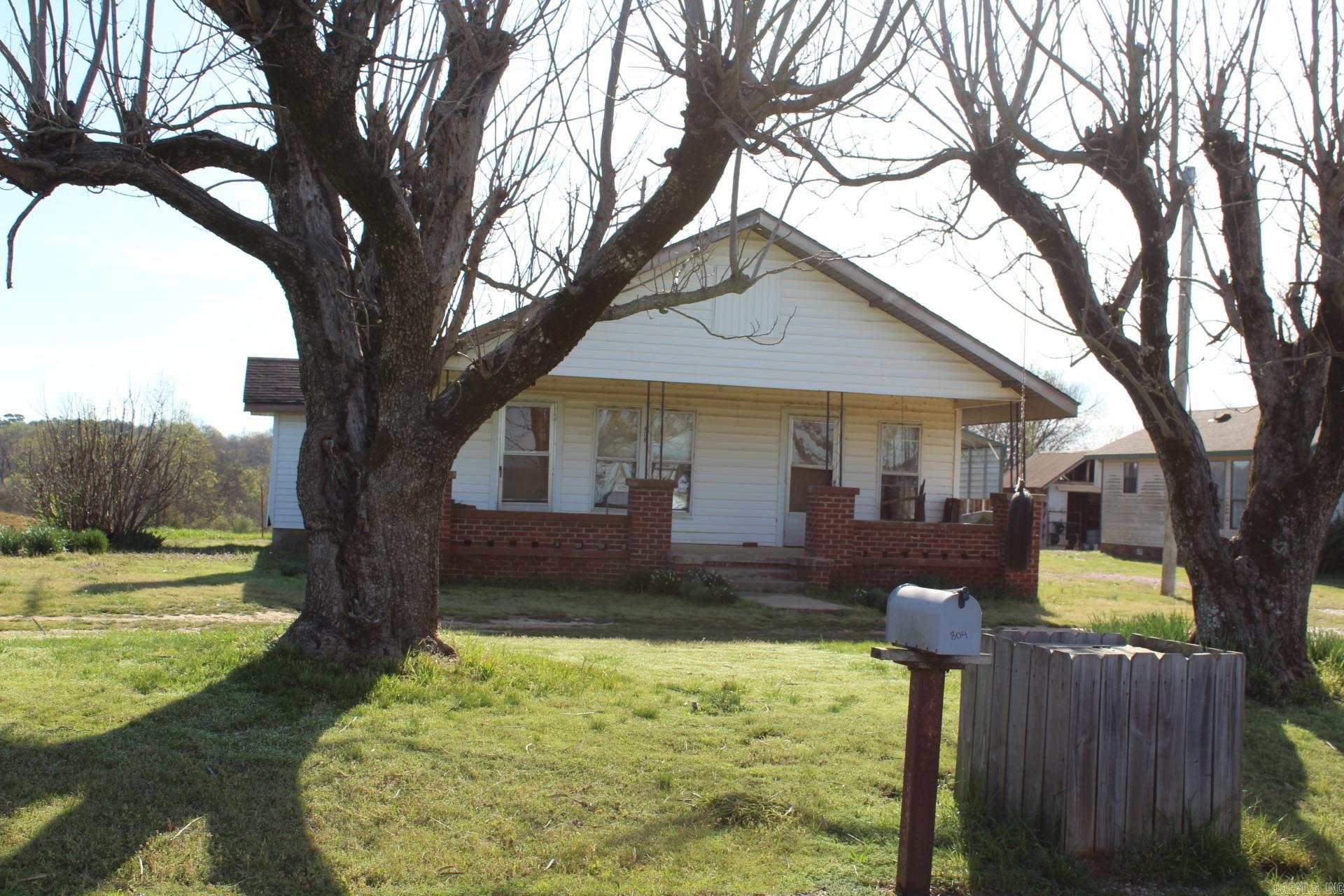 804 & 808 Old Center Point Road Property Photo 7