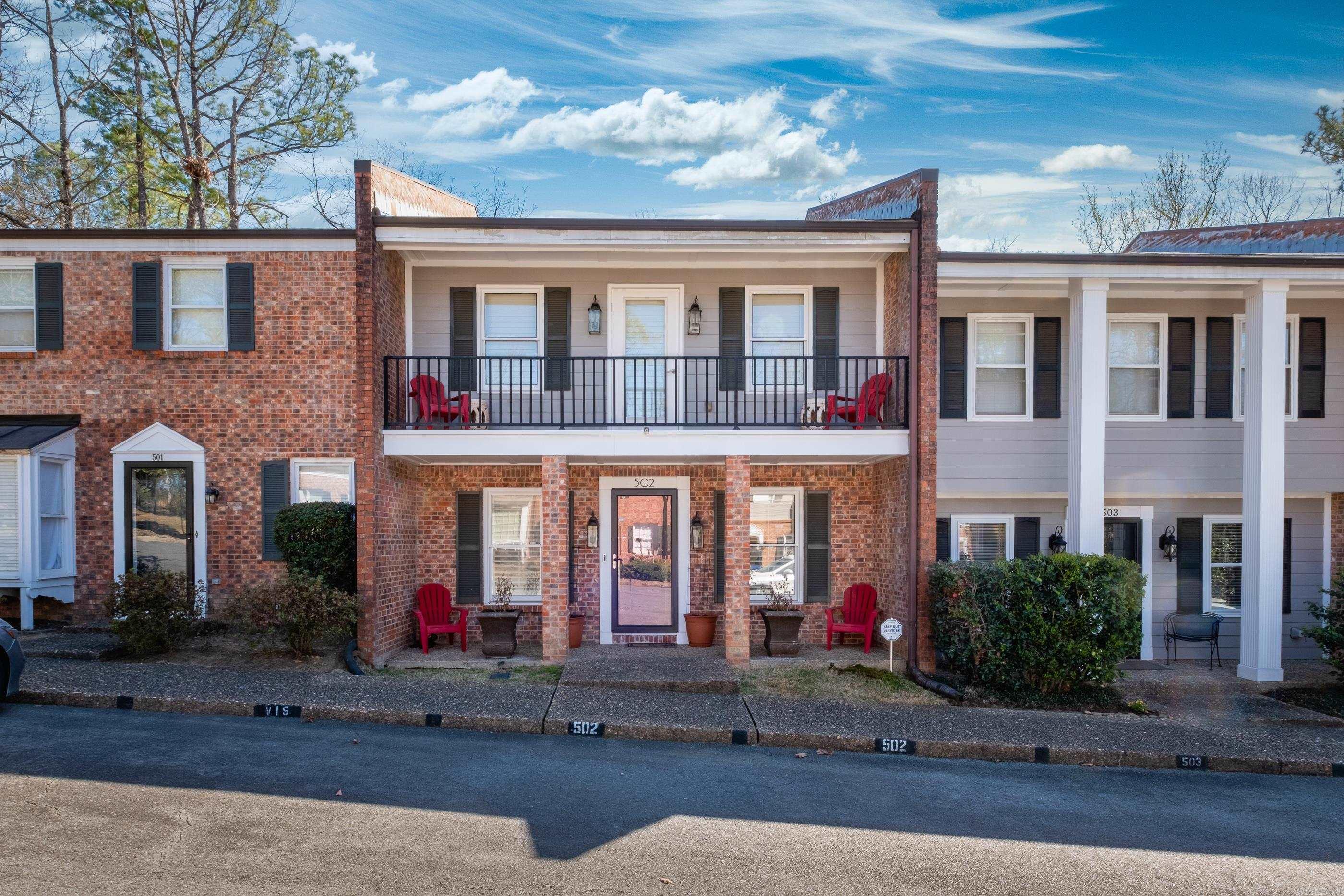 Andover Square Real Estate Listings Main Image