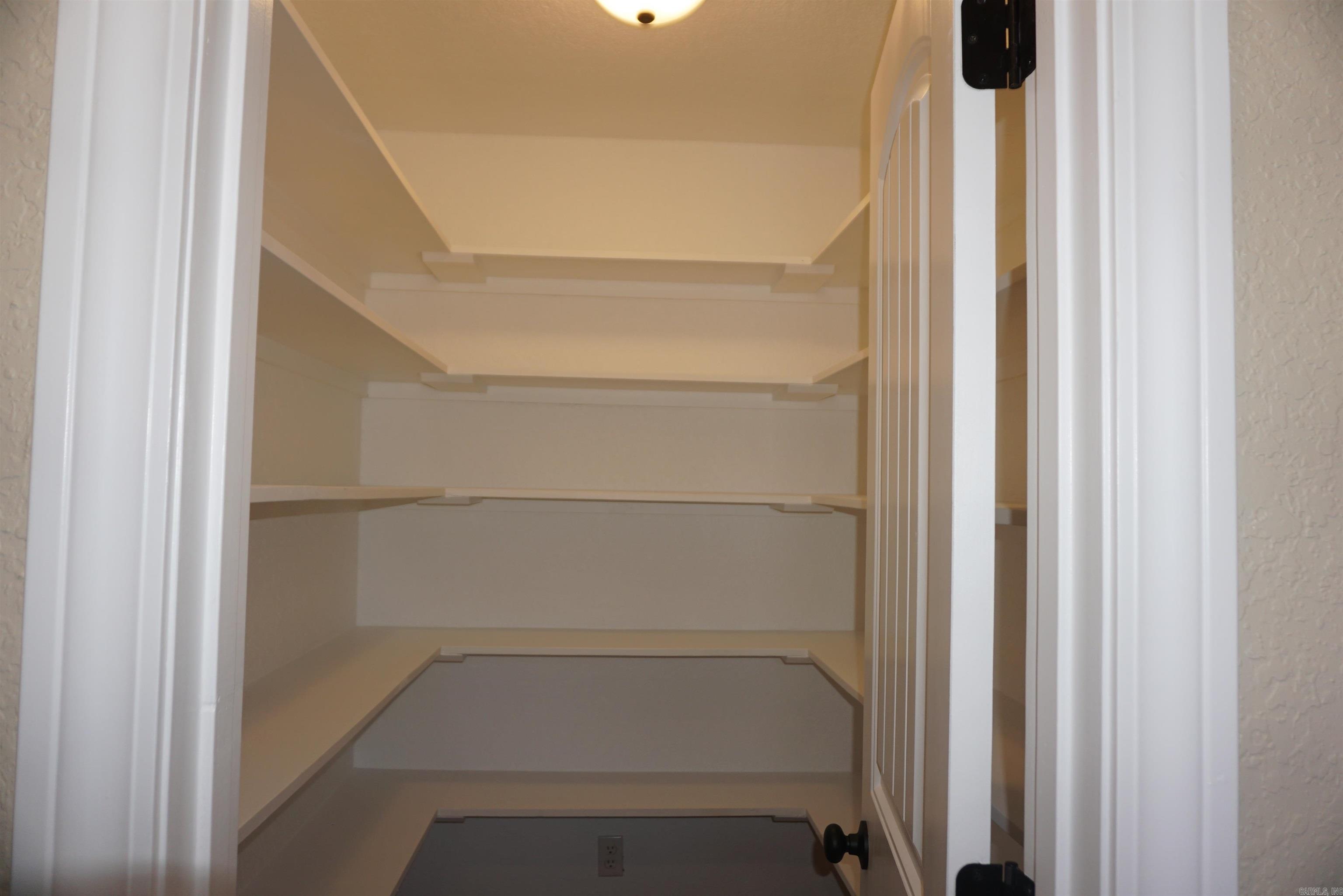 501 Forbes Drive Property Photo 7