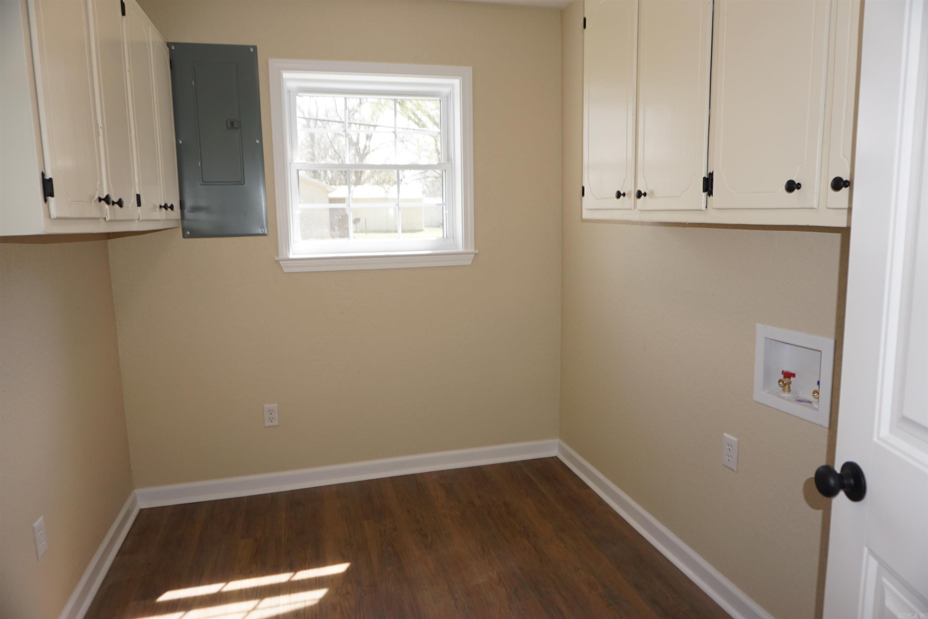 501 Forbes Drive Property Photo 10