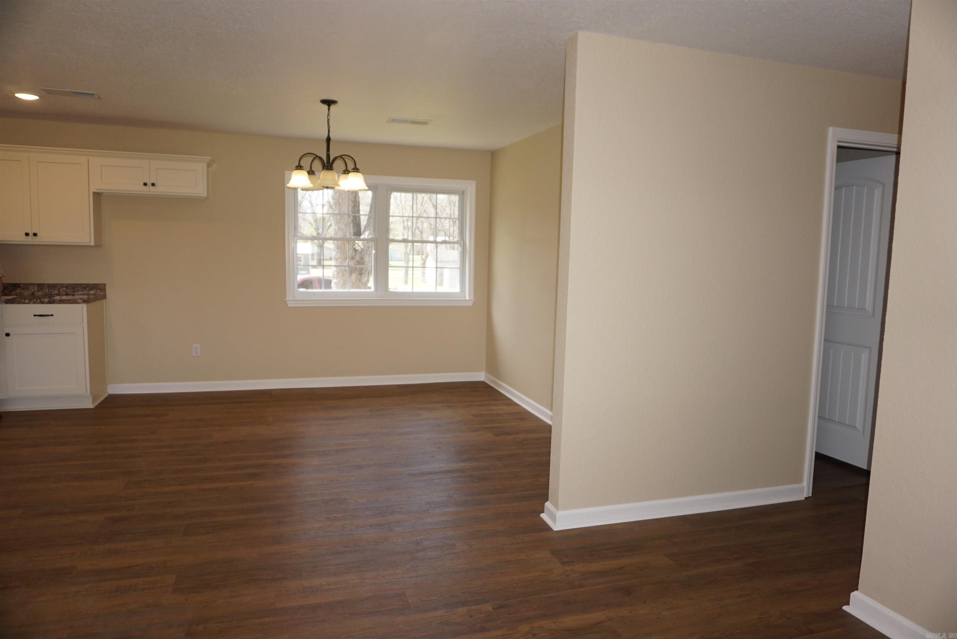 501 Forbes Drive Property Photo 11