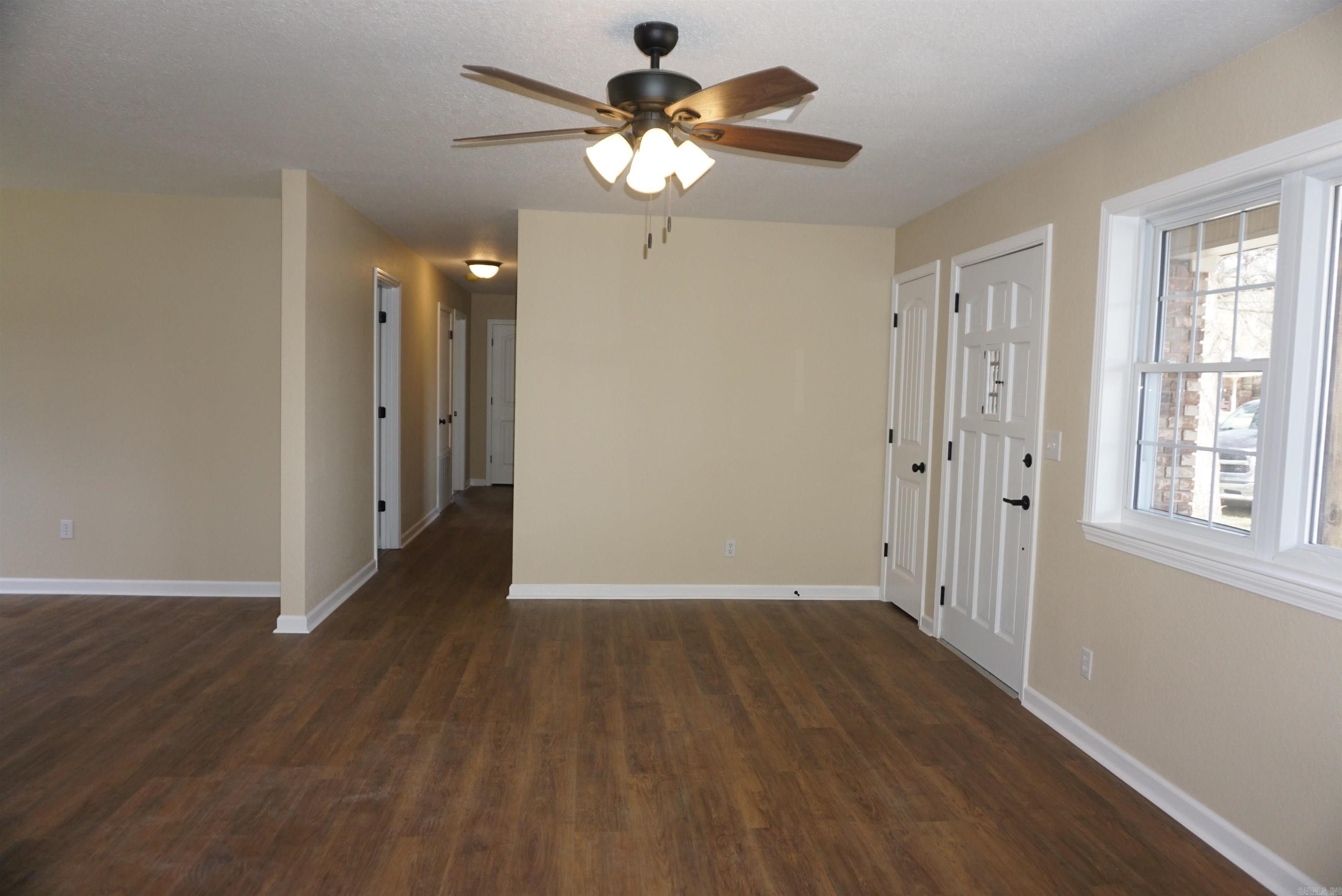 501 Forbes Drive Property Photo 14
