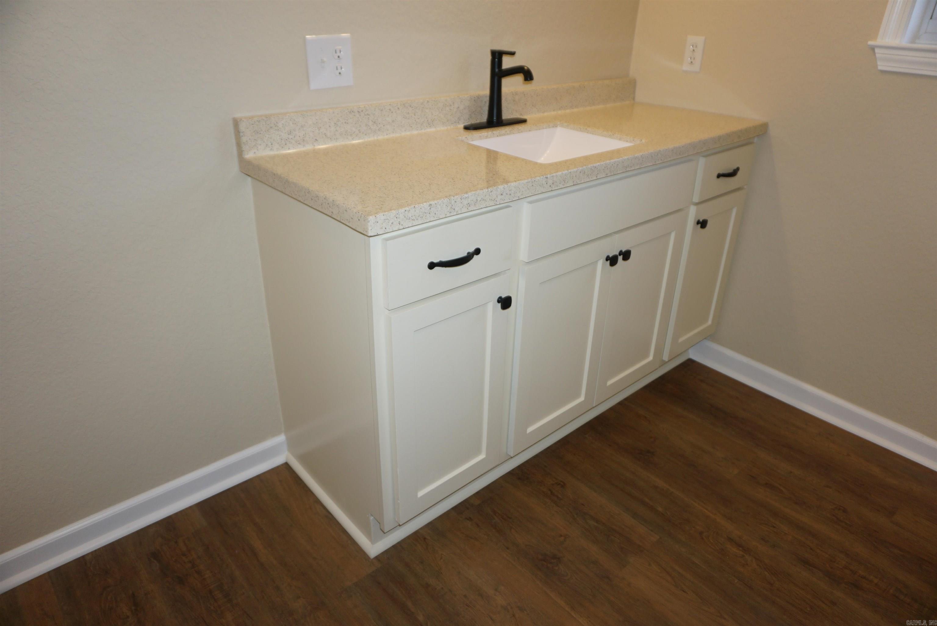 501 Forbes Drive Property Photo 19