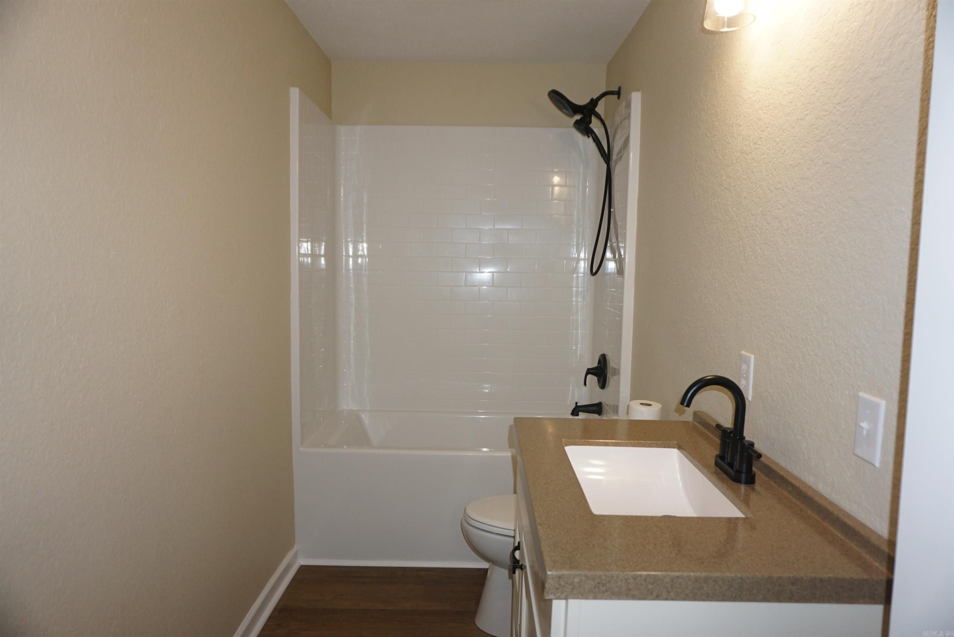 501 Forbes Drive Property Photo 28