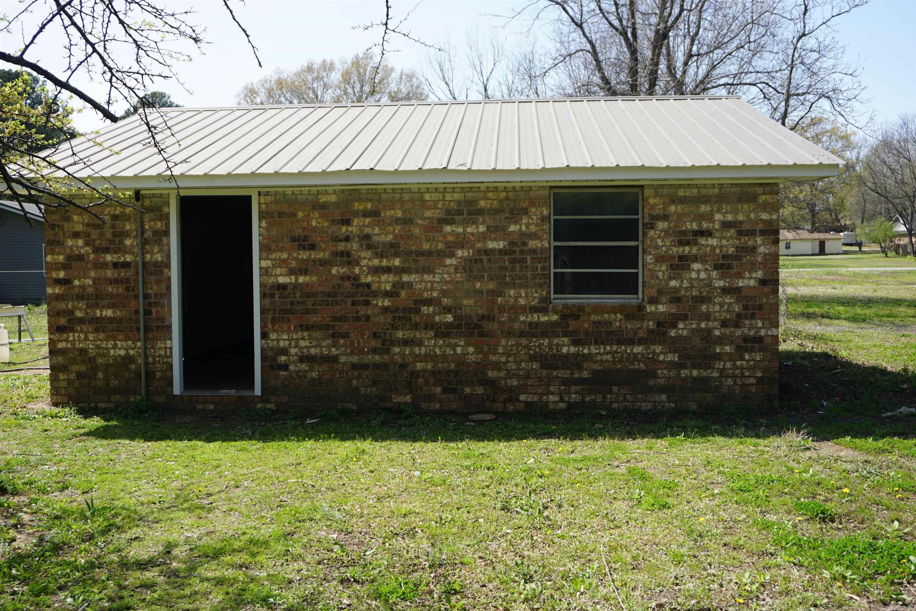 501 Forbes Drive Property Photo 33