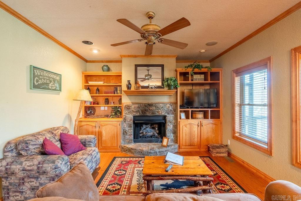 22 Lobo Cove Property Photo 5