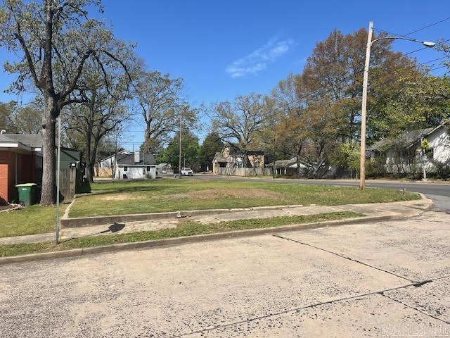 1716 N Harrison Property Photo 1