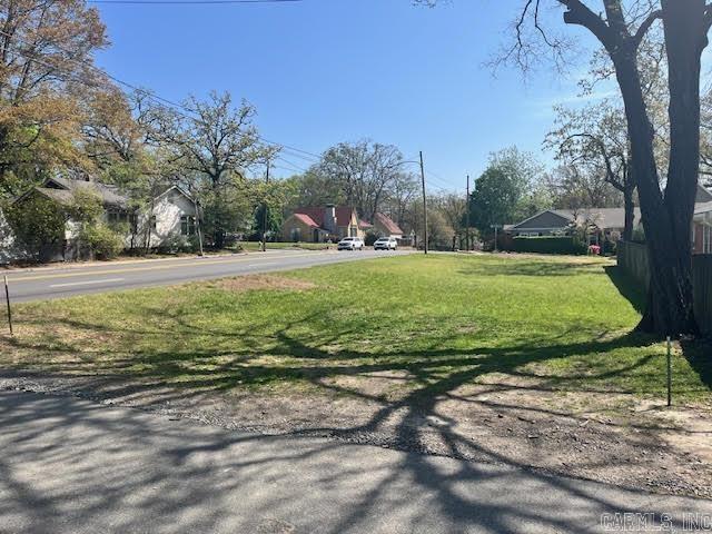 1716 N Harrison Property Photo 6