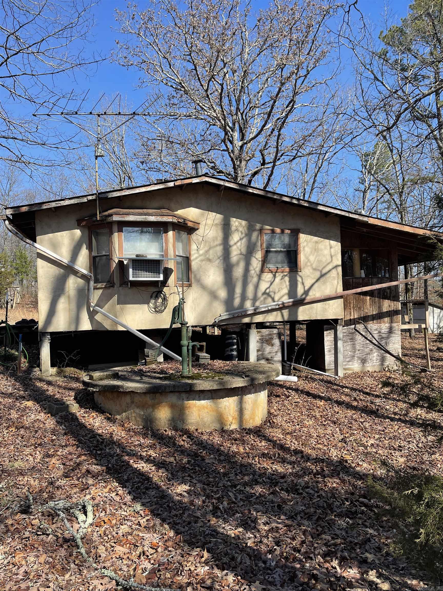 2085 Hatley Mtn Road Property Photo 2