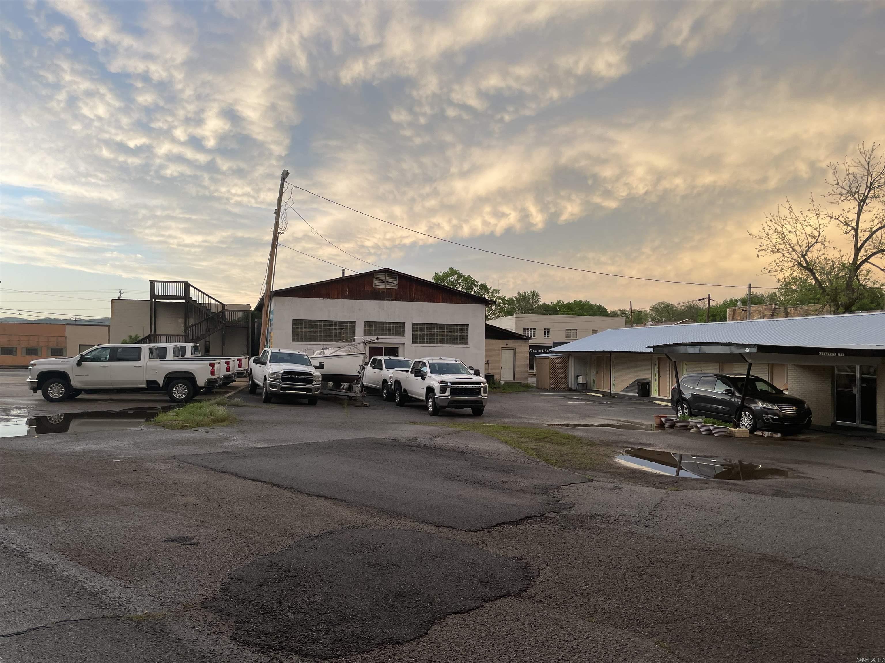 424 Highway 65 Business Highway Property Photo 3