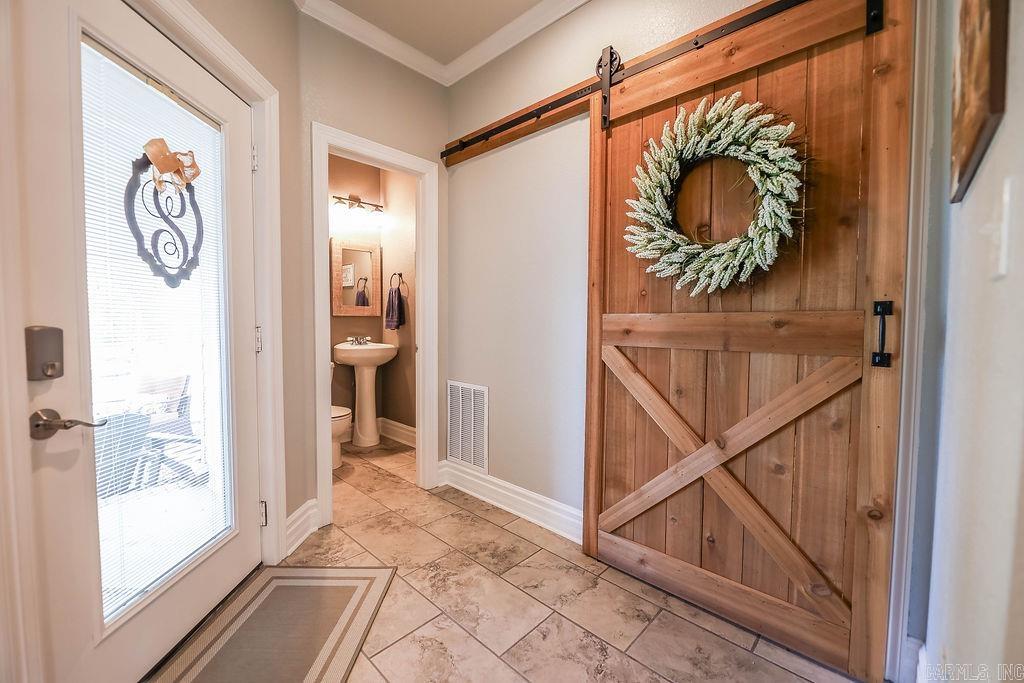 120 Meadow Hills Dr Property Photo 13
