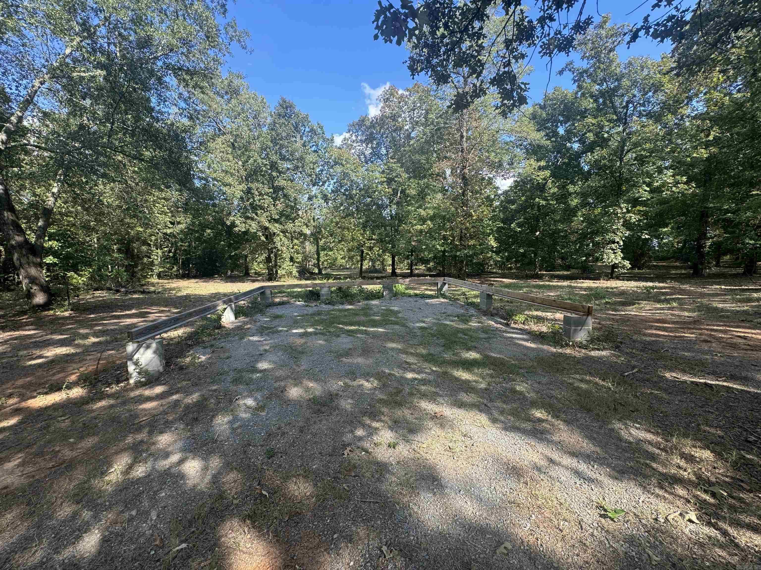 881 N 15 Highway Property Photo 5