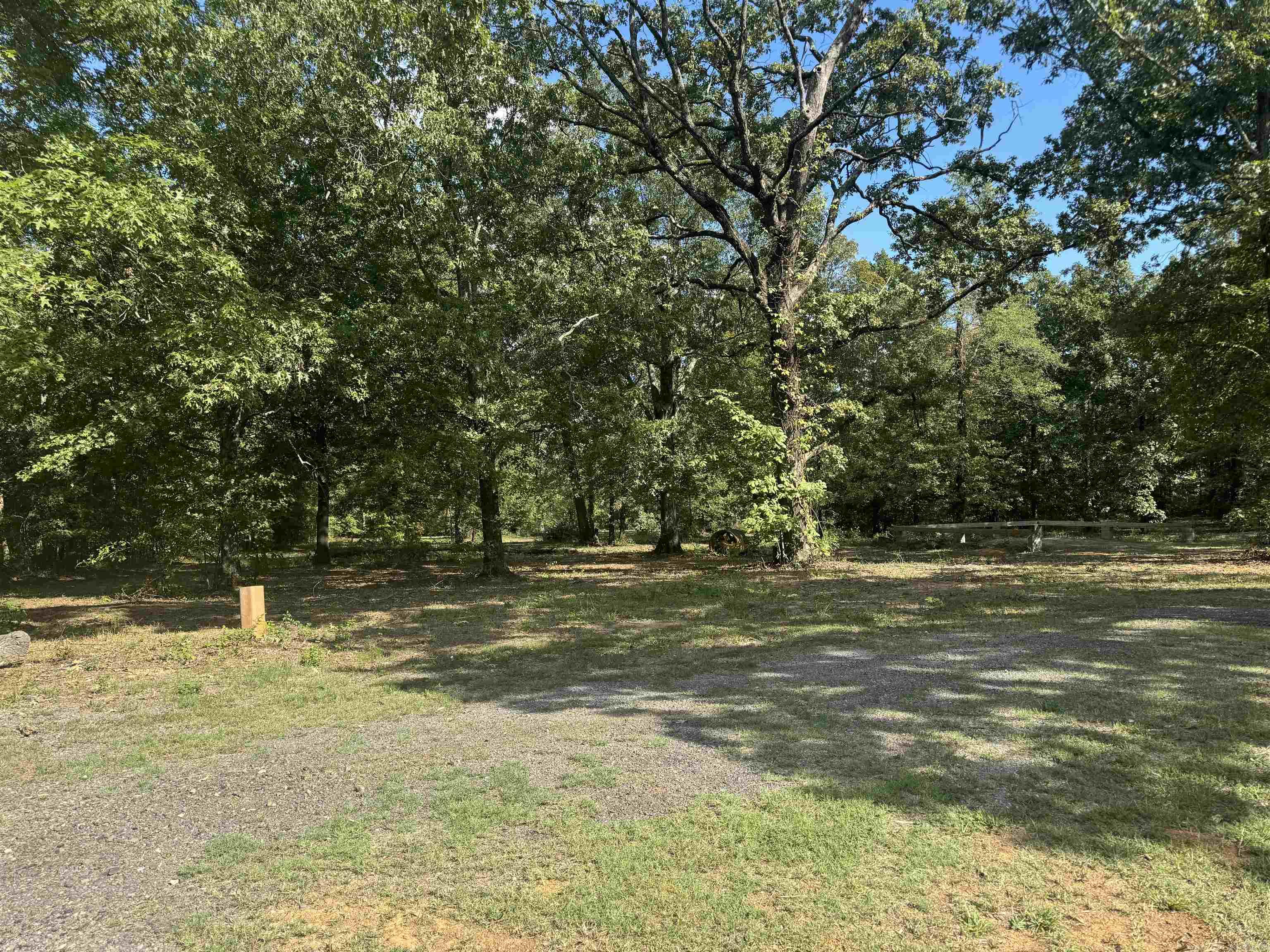 881 N 15 Highway Property Photo 6