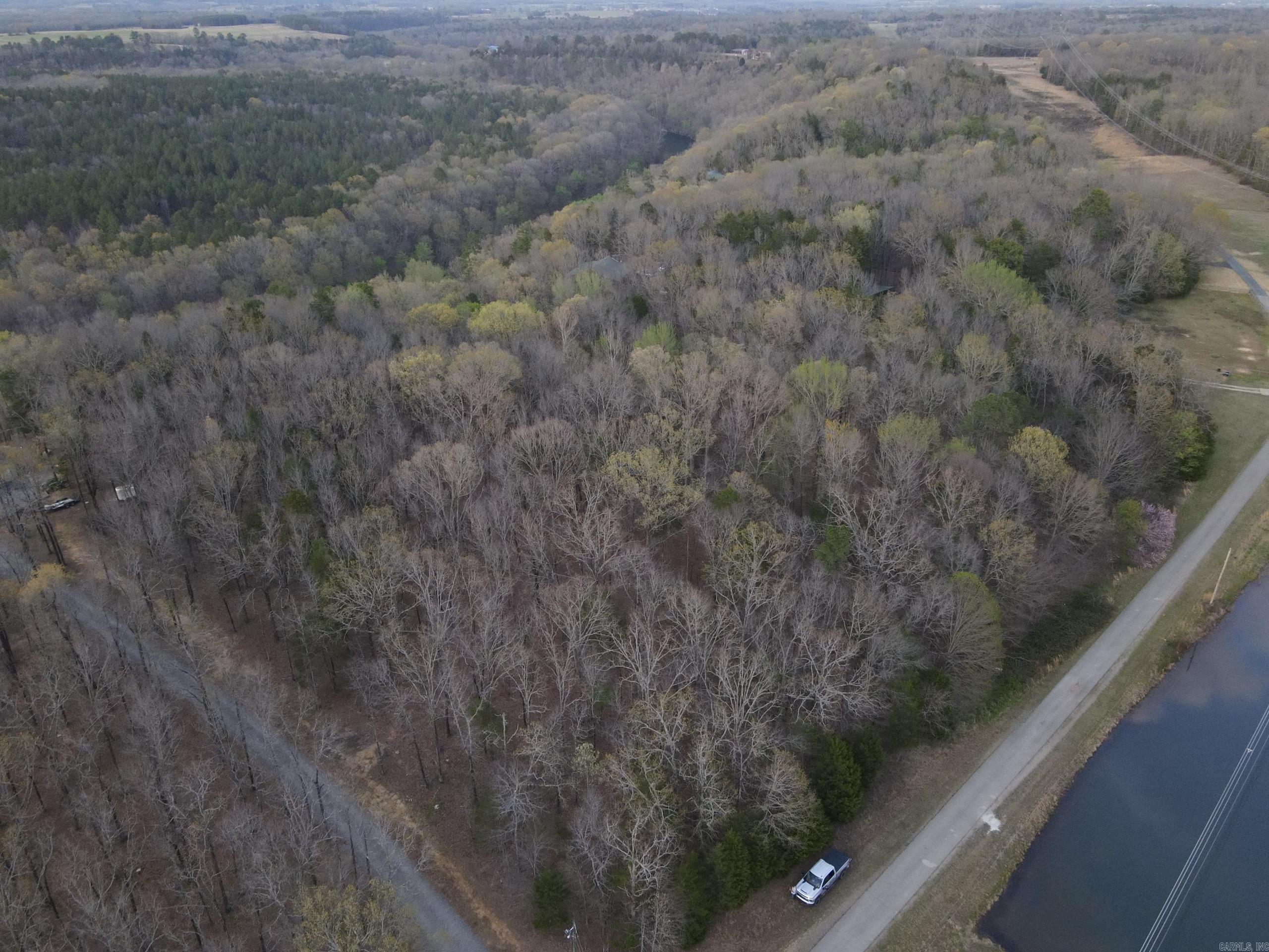 000 Trout Way Property Photo 5