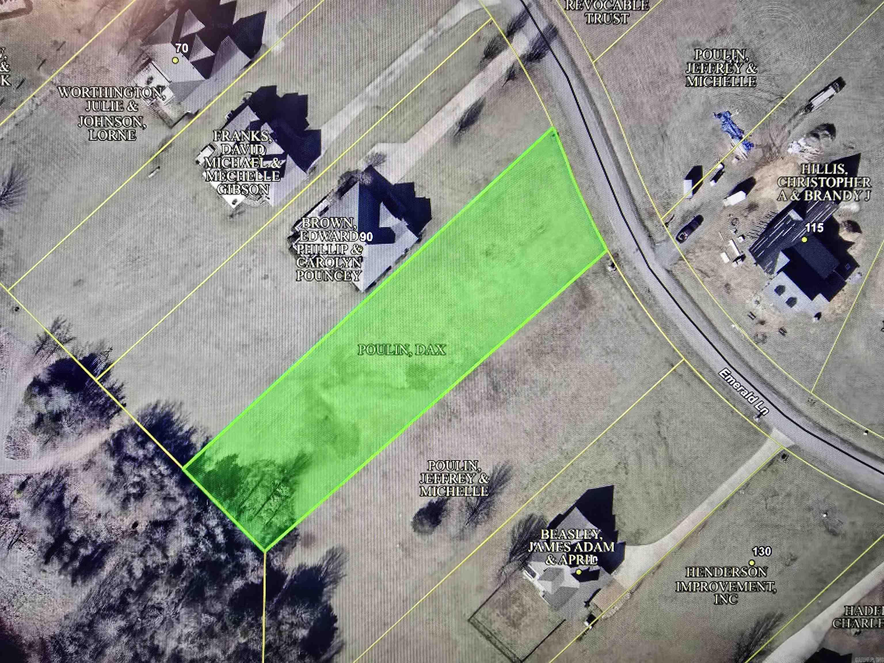 100 Emerald Lane Property Photo 2