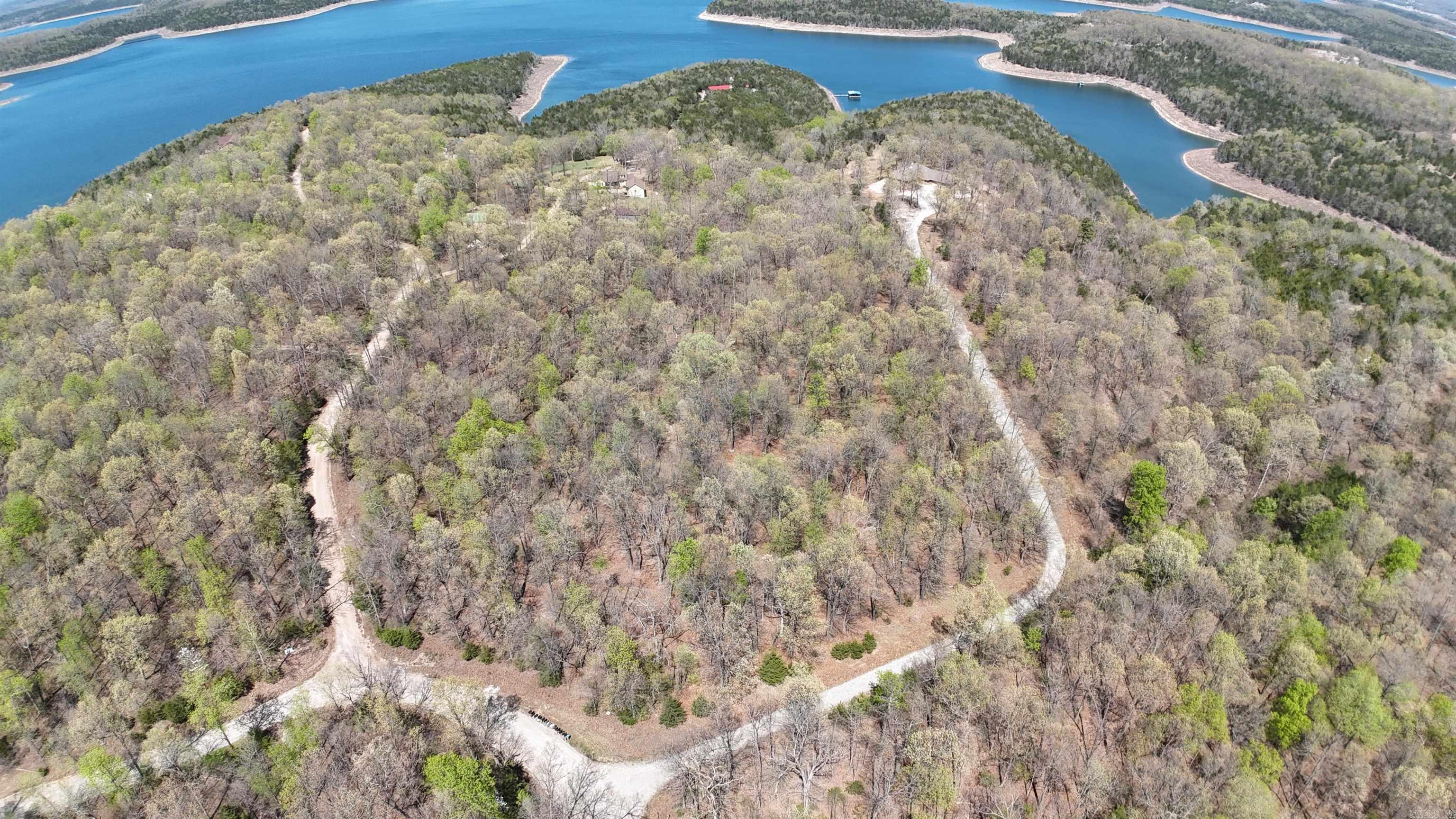563-00020-000 Sunrise Circle Property Photo 3