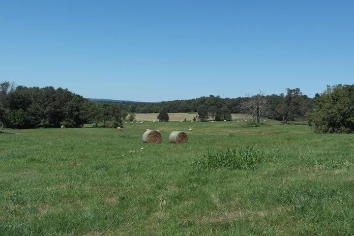 000 Highway 142 Property Photo 26