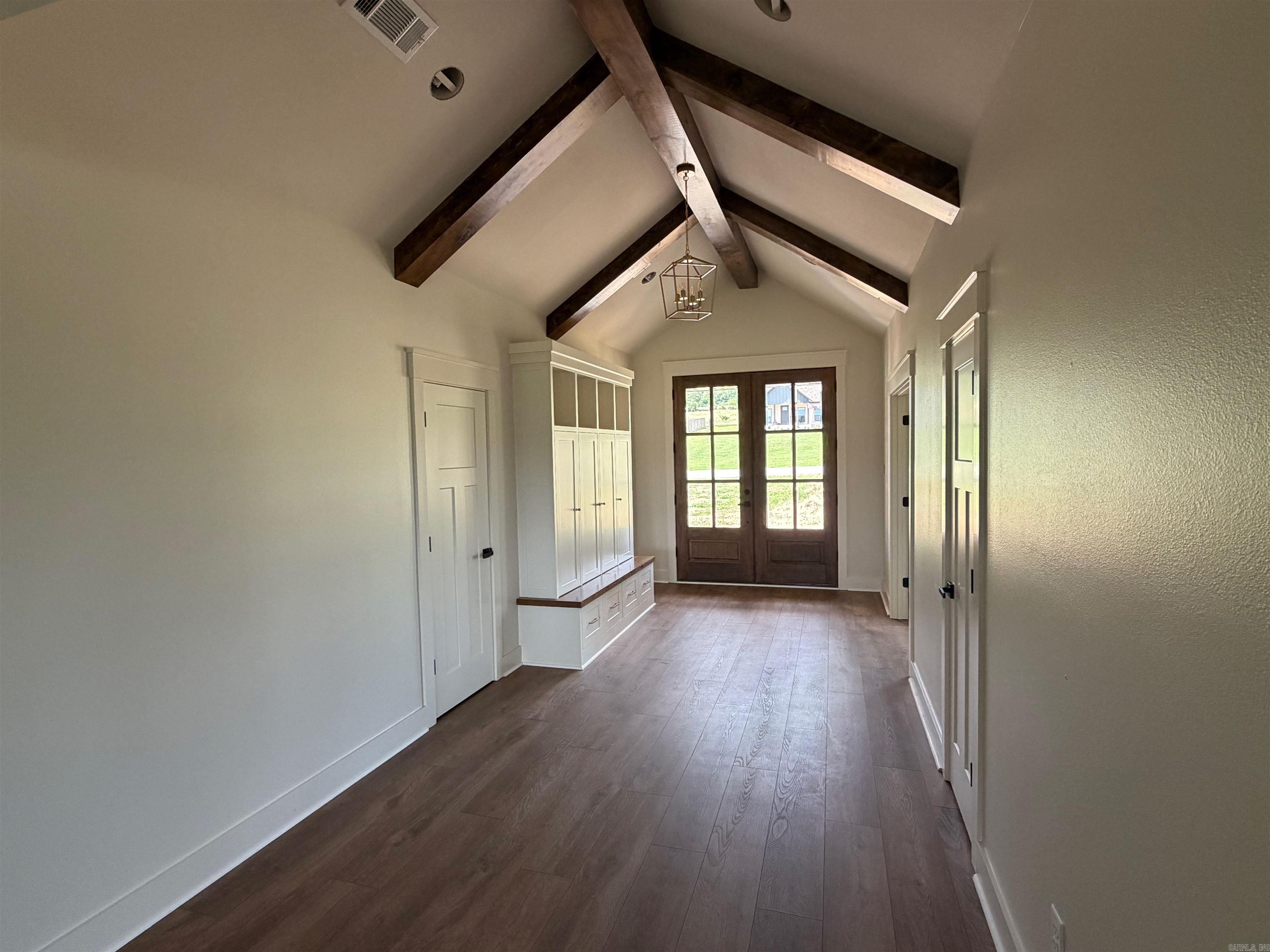 280 Castleberry Road Property Photo 3