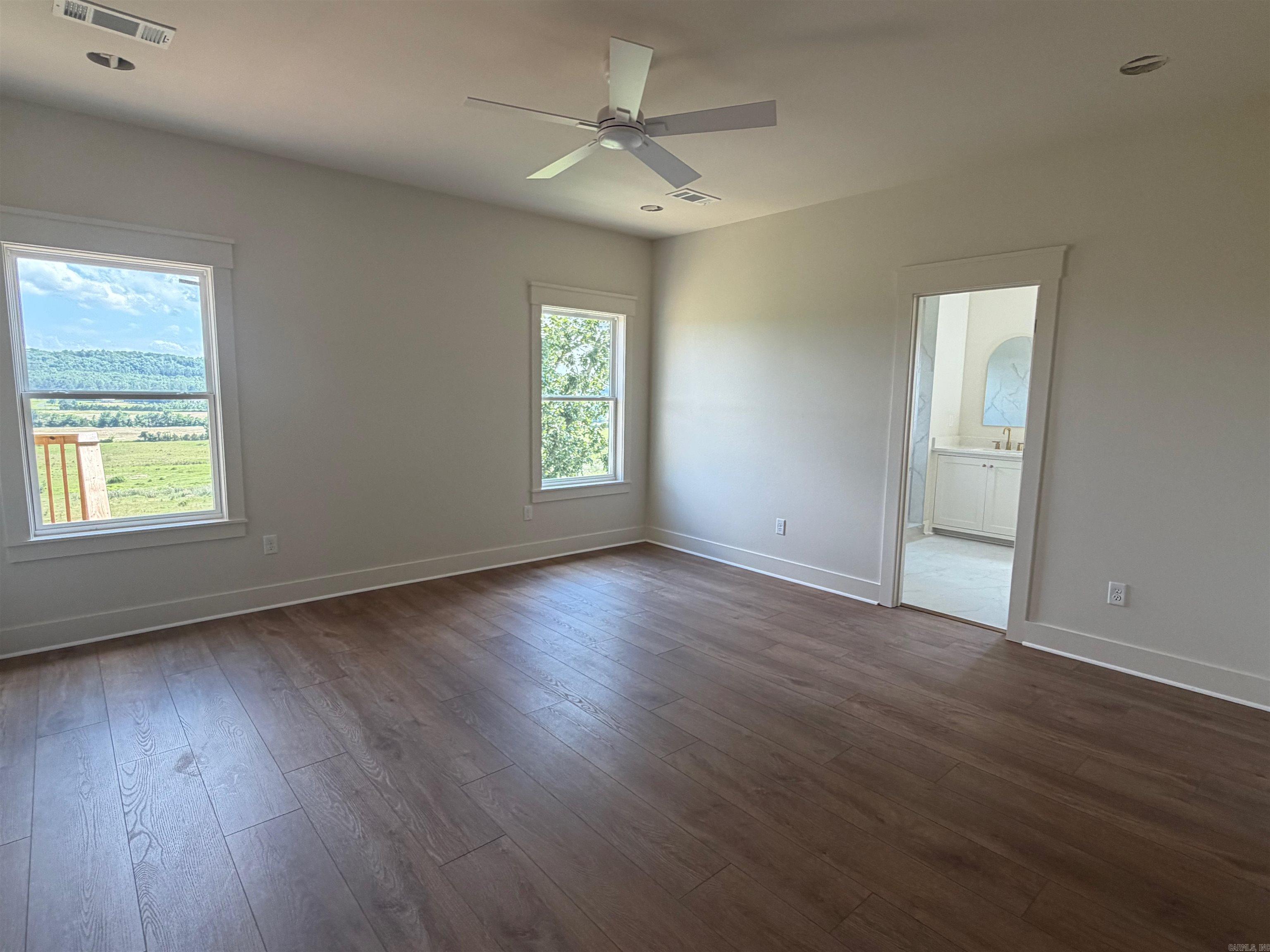 280 Castleberry Road Property Photo 11