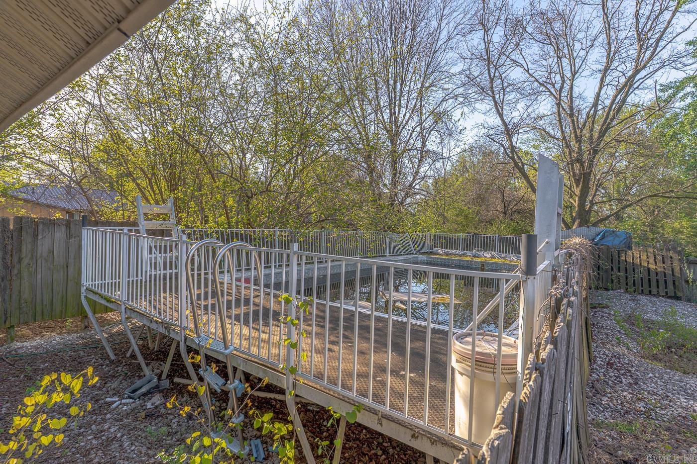 200 Sparkey Drive Property Photo 8