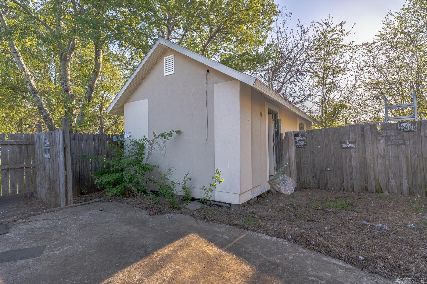 200 Sparkey Drive Property Photo 10